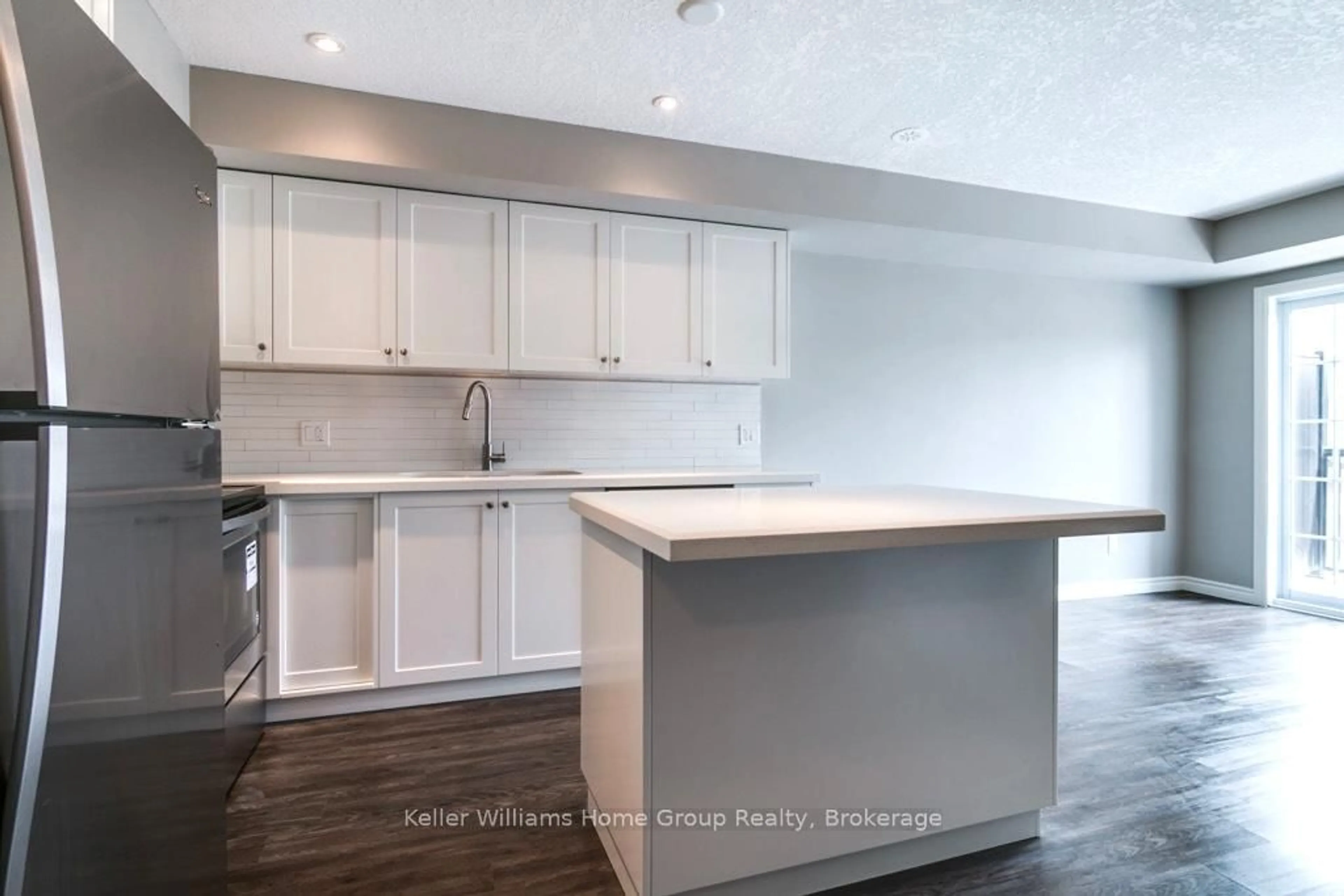 Open concept kitchen, unknown for 75 Kehl St #15, Kitchener Ontario N2M 3V1