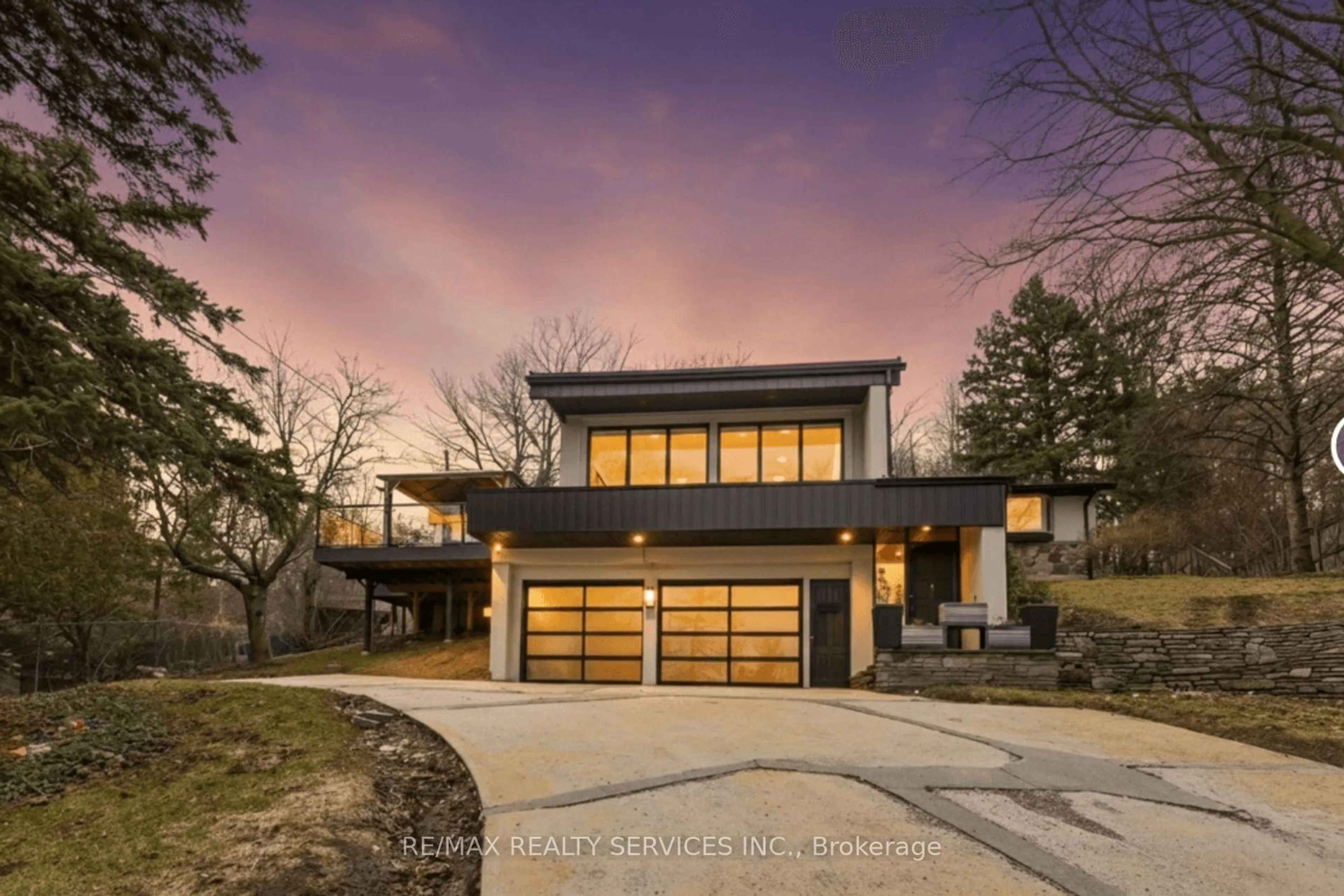 Home with brick exterior material, street for 3 Chicopee Terr, Kitchener Ontario N2A 1T2