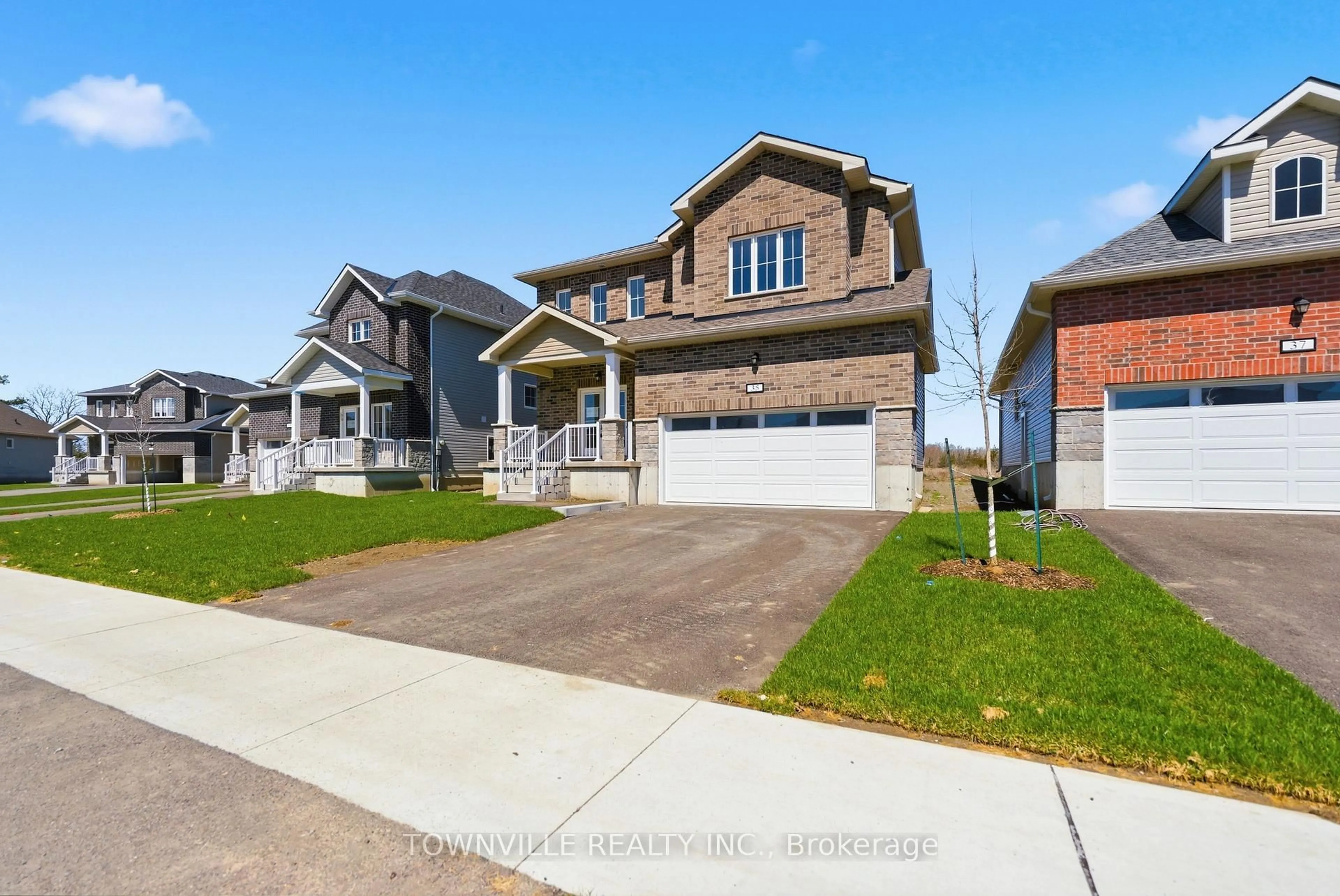 Unknown for 35 Bradden Cres, Belleville Ontario K8N 0T8
