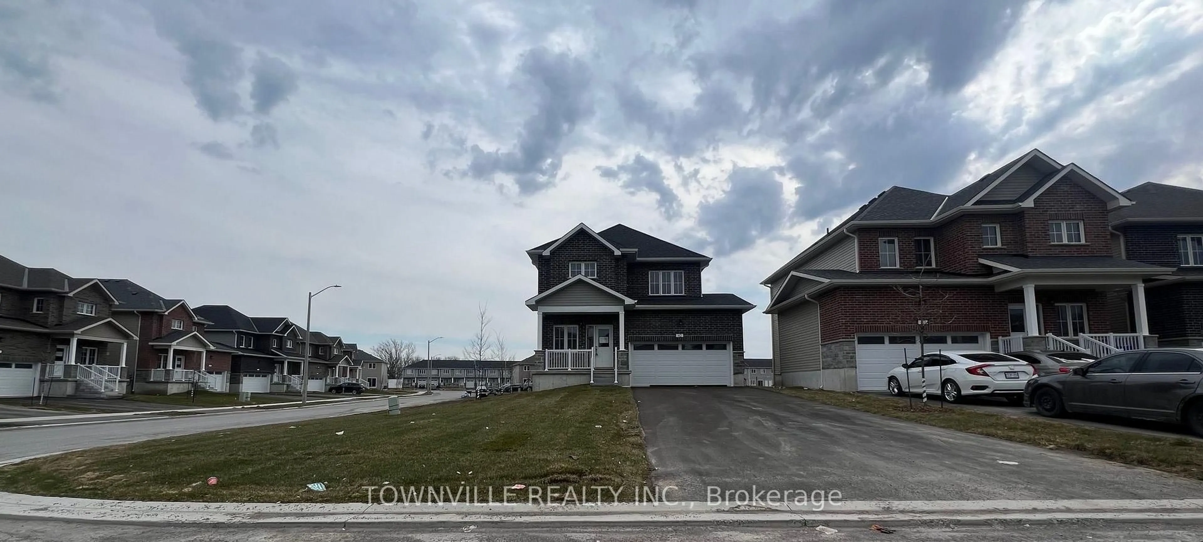 Unknown for 42 Bradden Cres, Belleville Ontario K8N 0T8