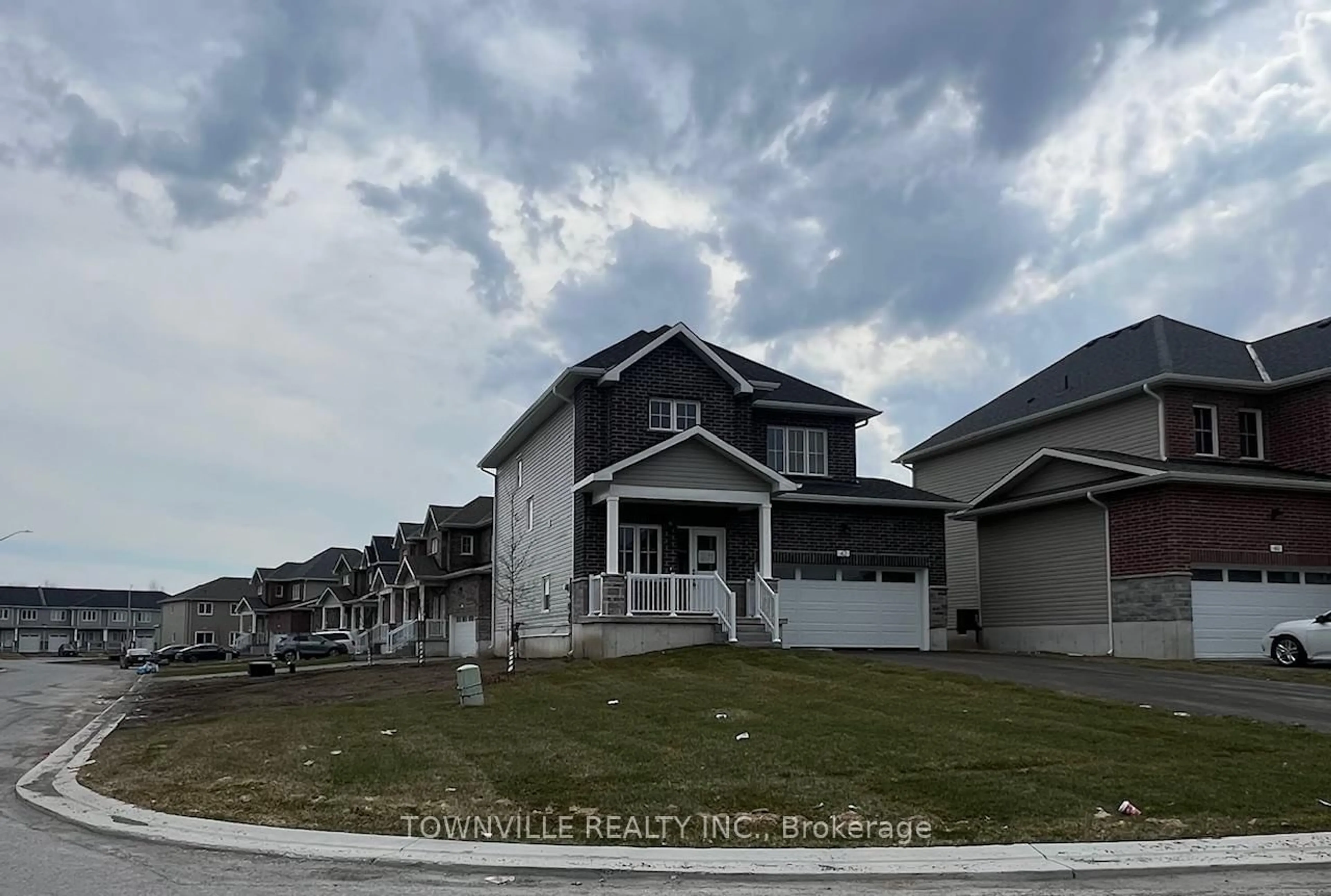 Home with vinyl exterior material, street for 42 Bradden Cres, Belleville Ontario K8N 0T8