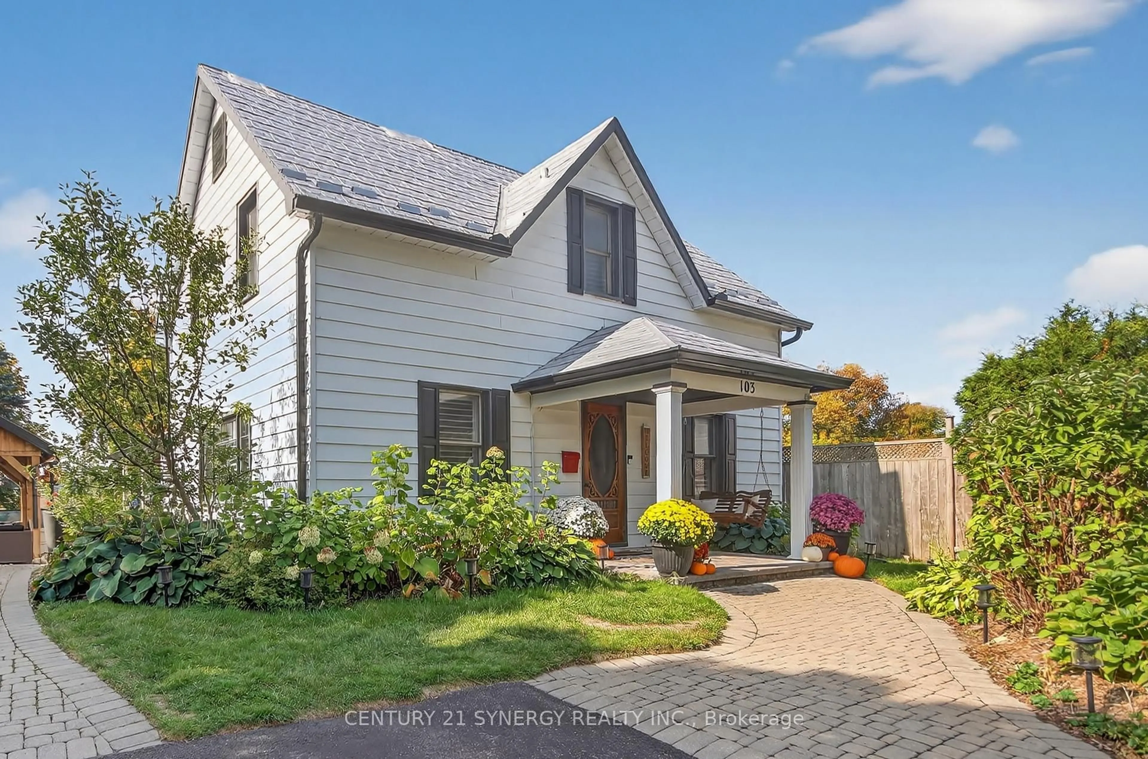 Unknown for 103 Queen Charlotte St, Richmond Ontario K0A 2Z0