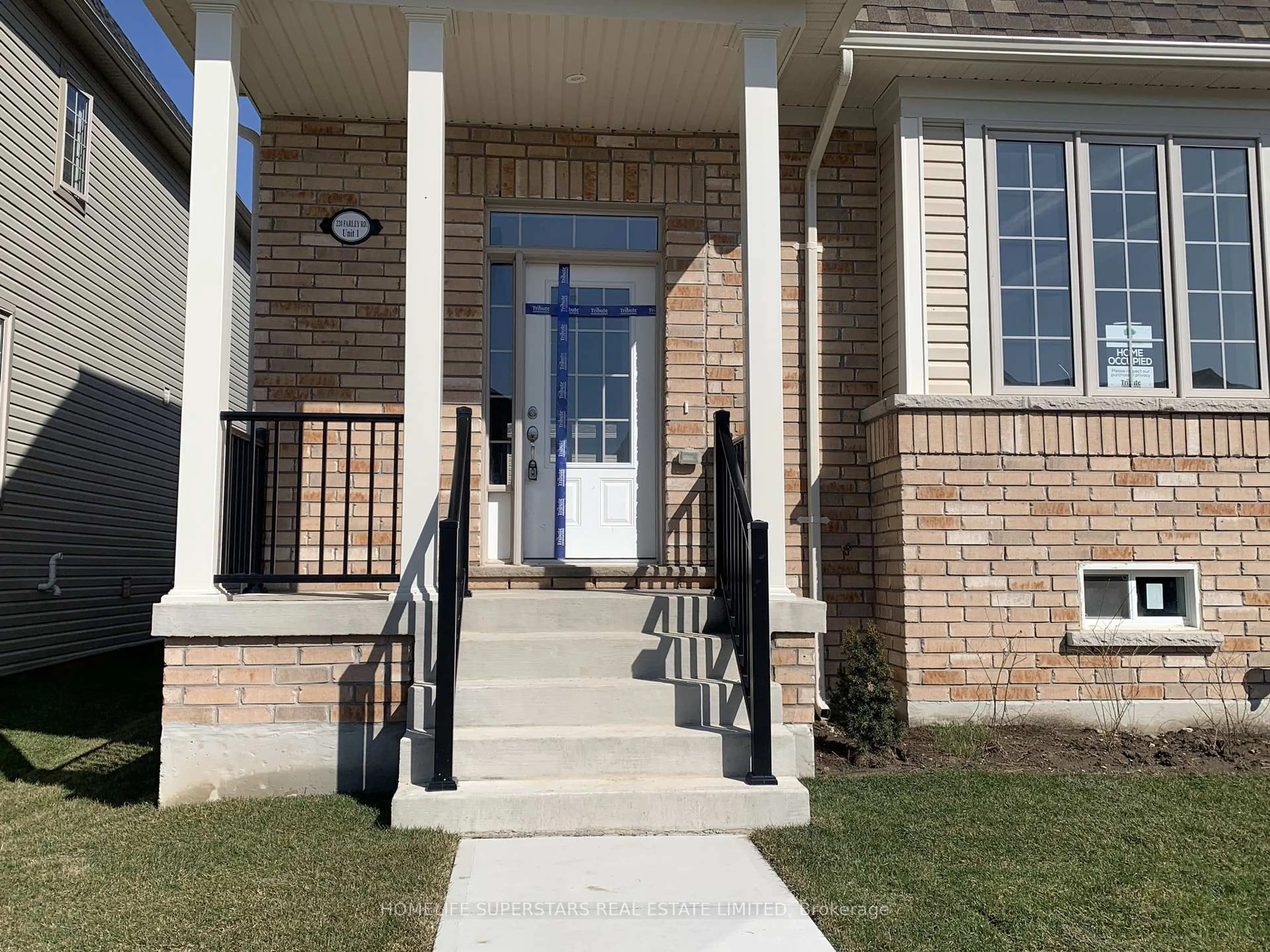 Unknown for 220 Farley Rd #1, Centre Wellington Ontario N1M 0H6