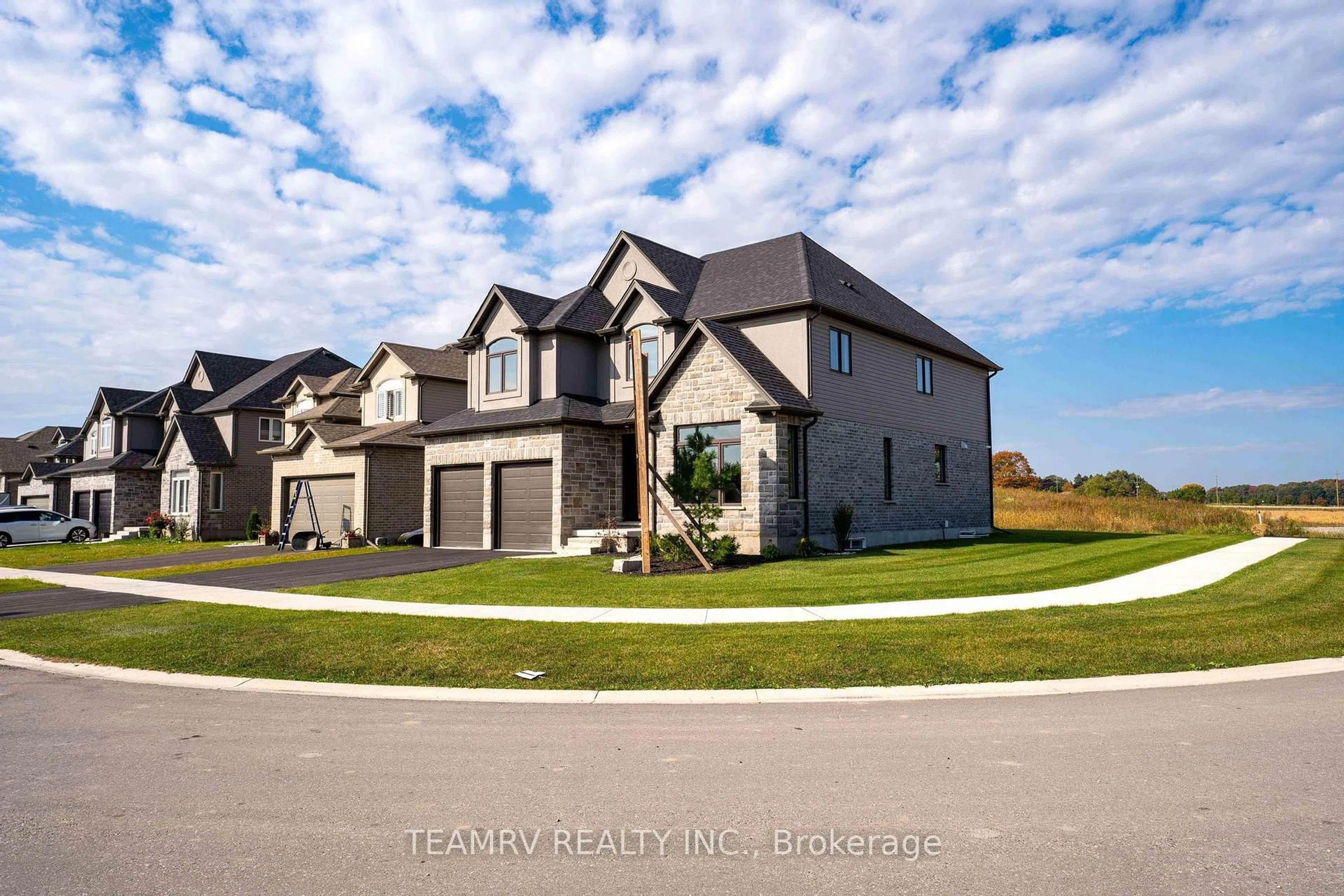 Home with brick exterior material, street for 87 BURTON St, East Zorra-Tavistock Ontario N0J 1M0