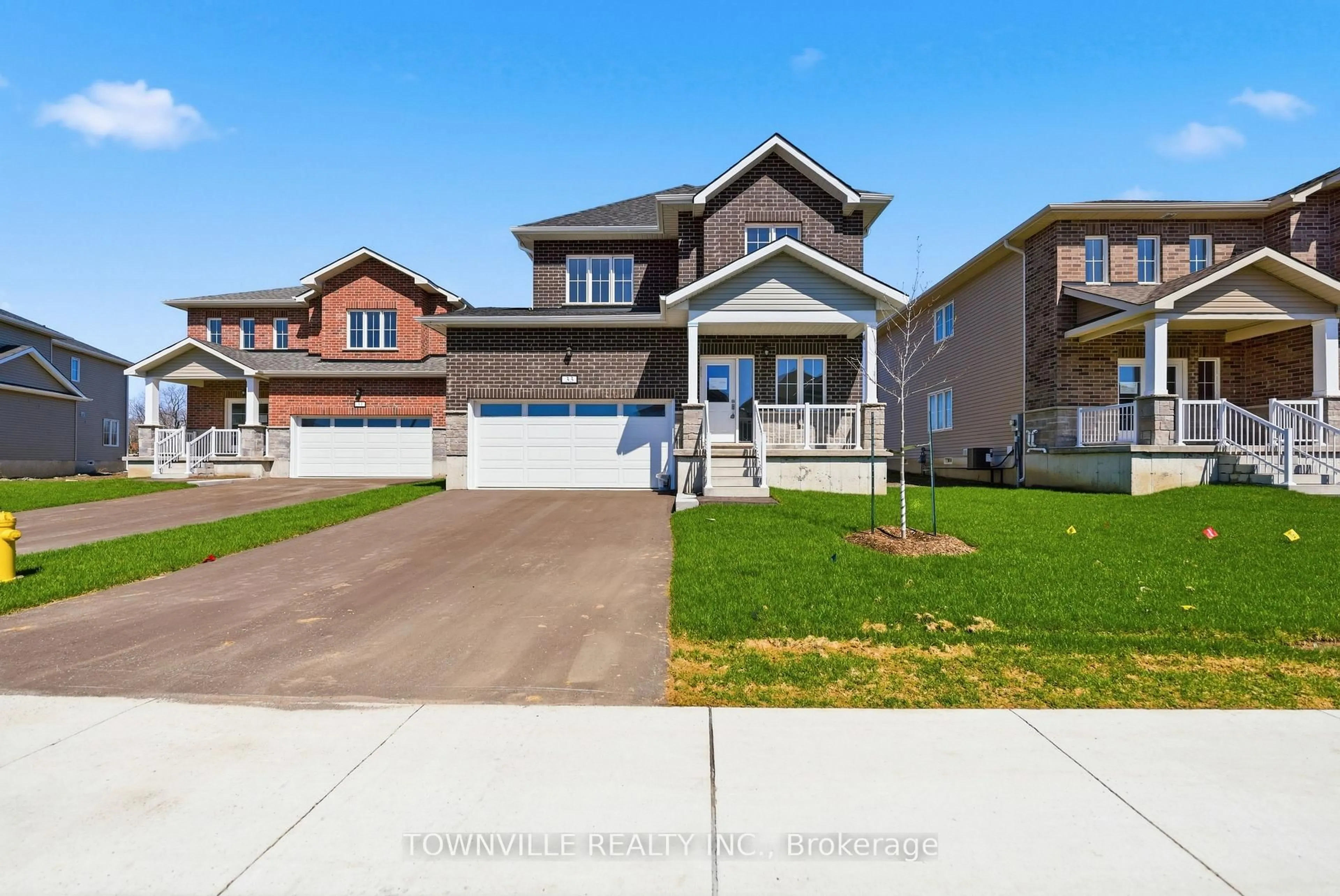 Home with vinyl exterior material, street for 33 Bradden Cres, Belleville Ontario K8N 0T8