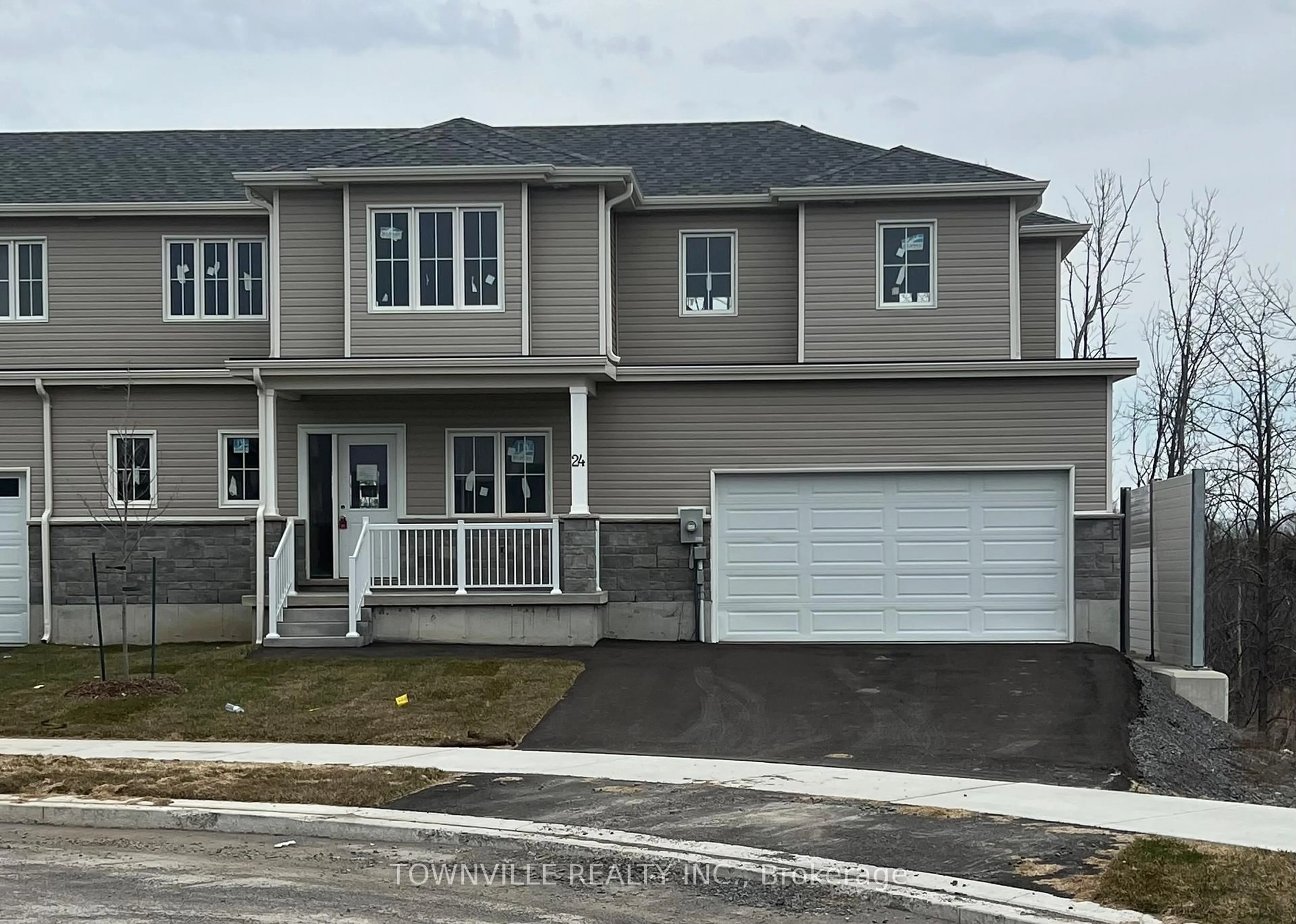 Home with vinyl exterior material, street for 24 Glacier Cres, Belleville Ontario K8N 0T6