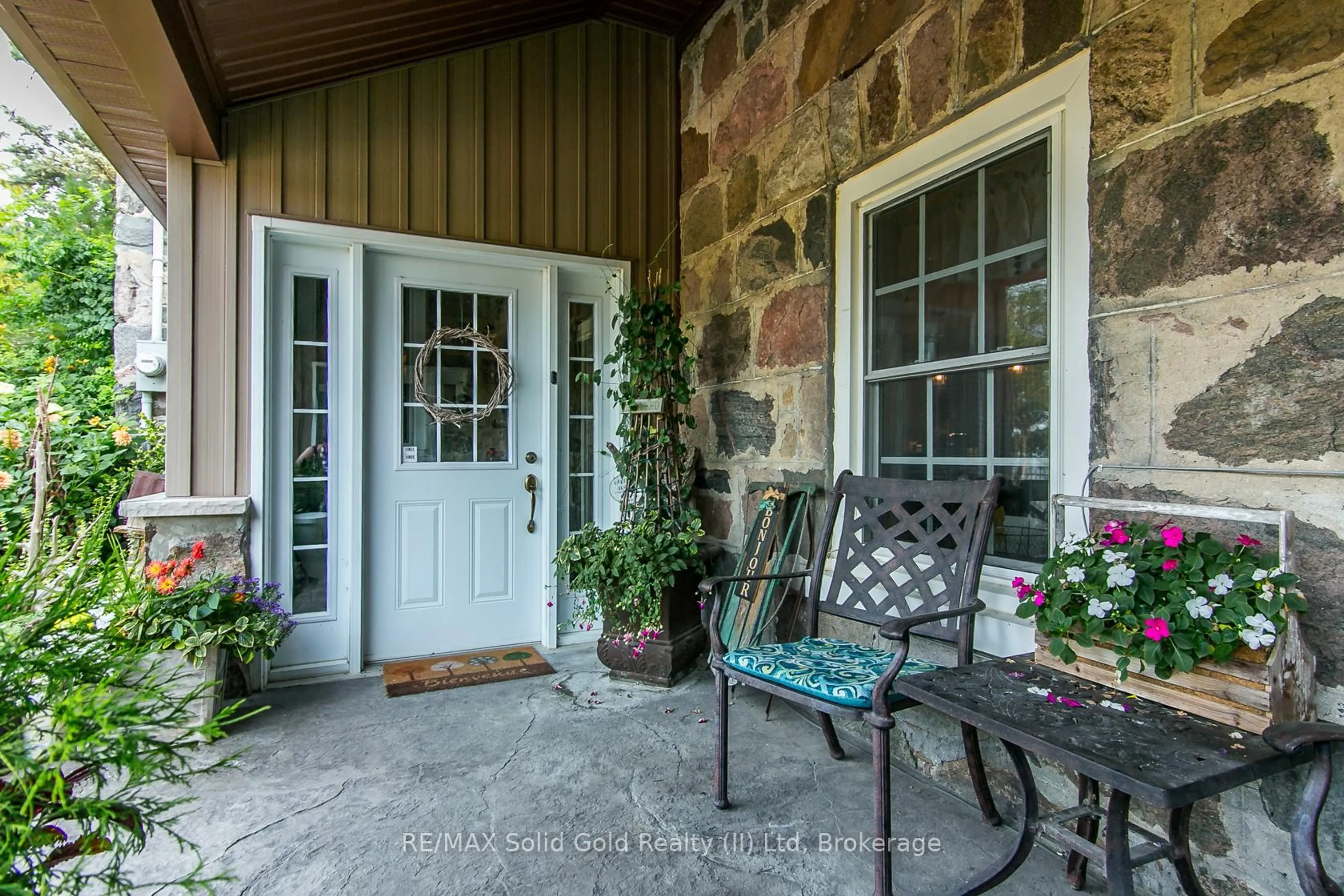 Indoor entryway for 906864 Township Road 12 Rd, Blandford-Blenheim Ontario N0J 1B0