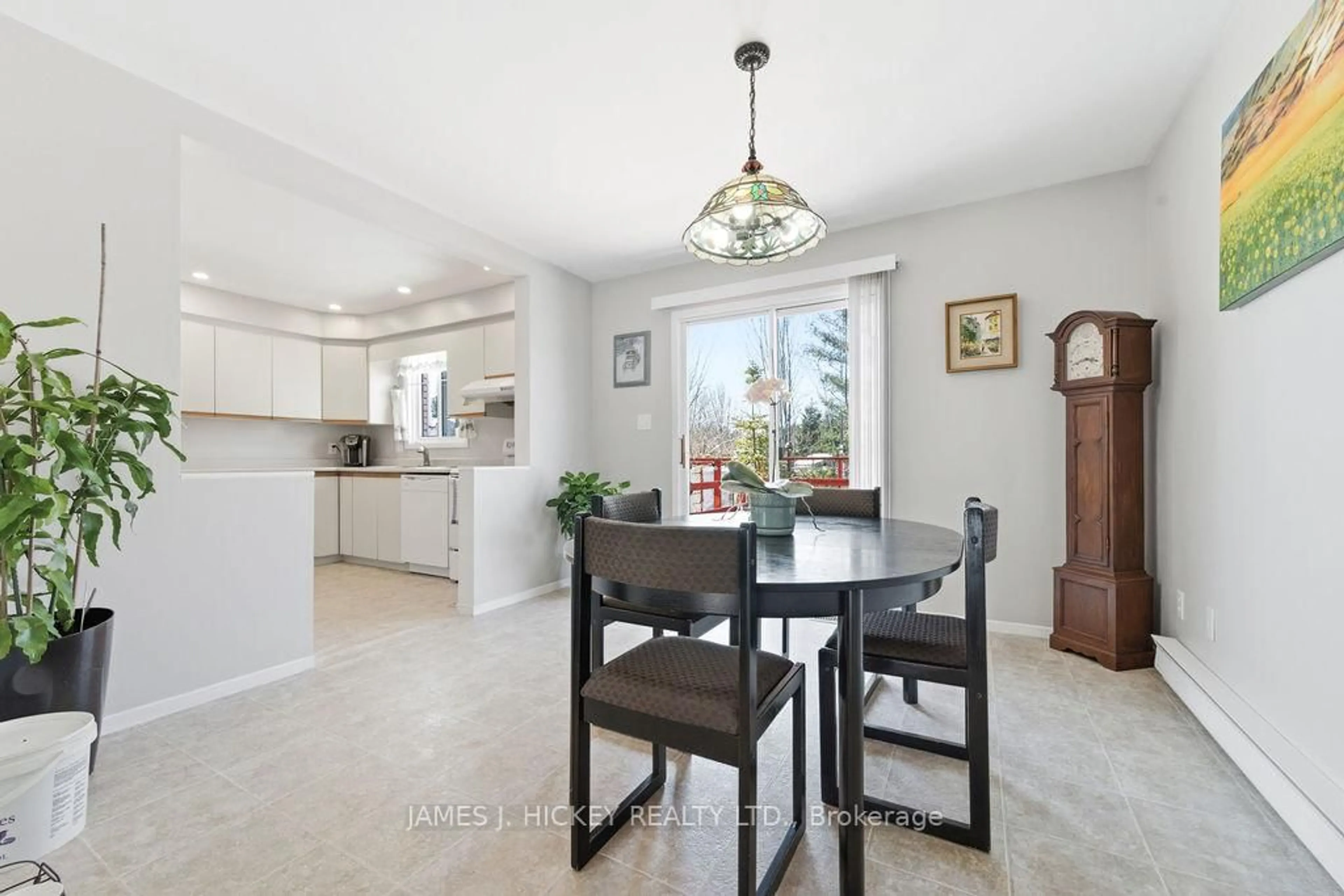 Dining room, ceramic/tile floor for 101 Frontenac Cres, Deep River Ontario K0J 1P0