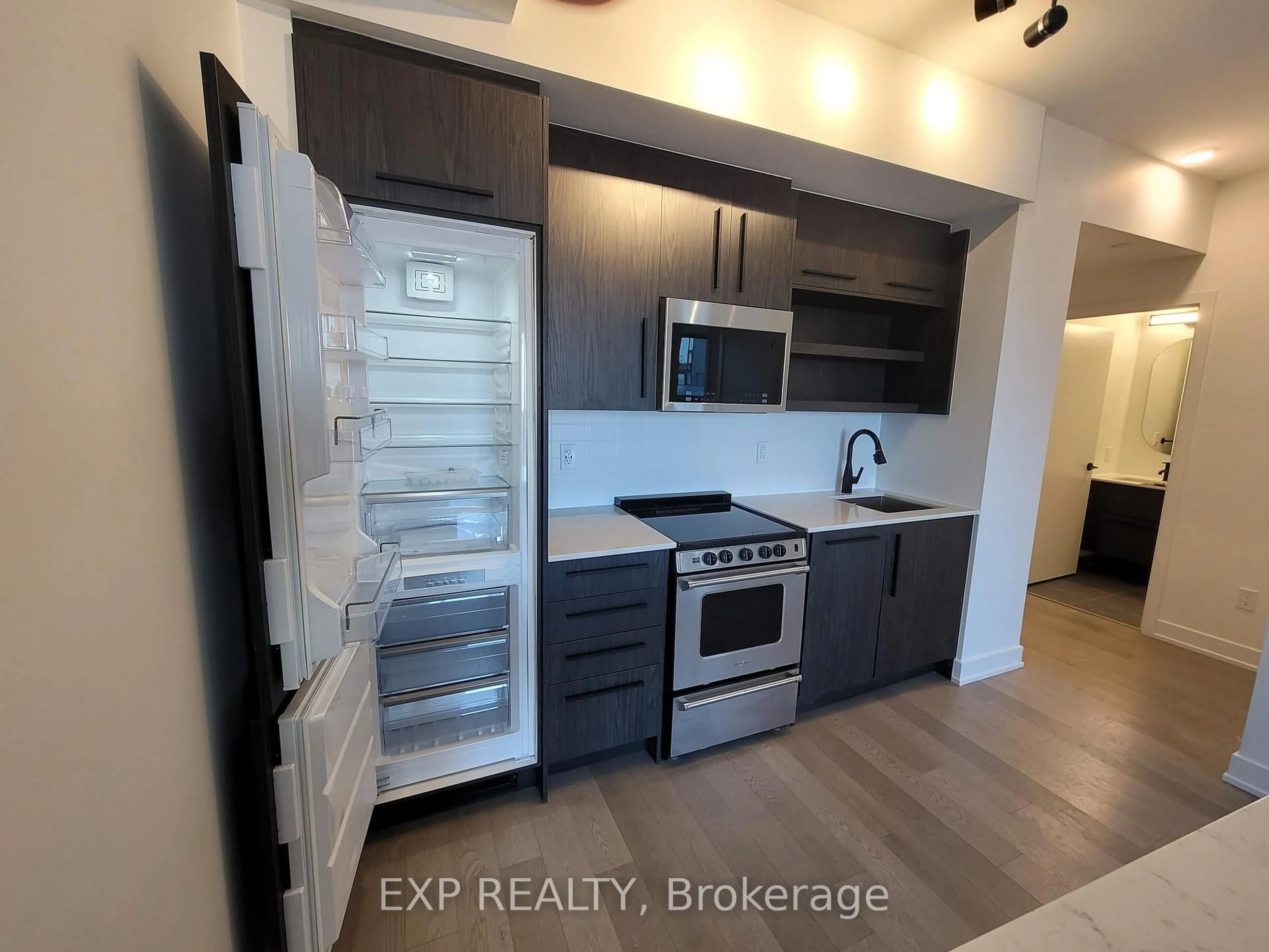 Open concept kitchen, unknown for 560 Rideau St #407, Ottawa Ontario K1N 0G3