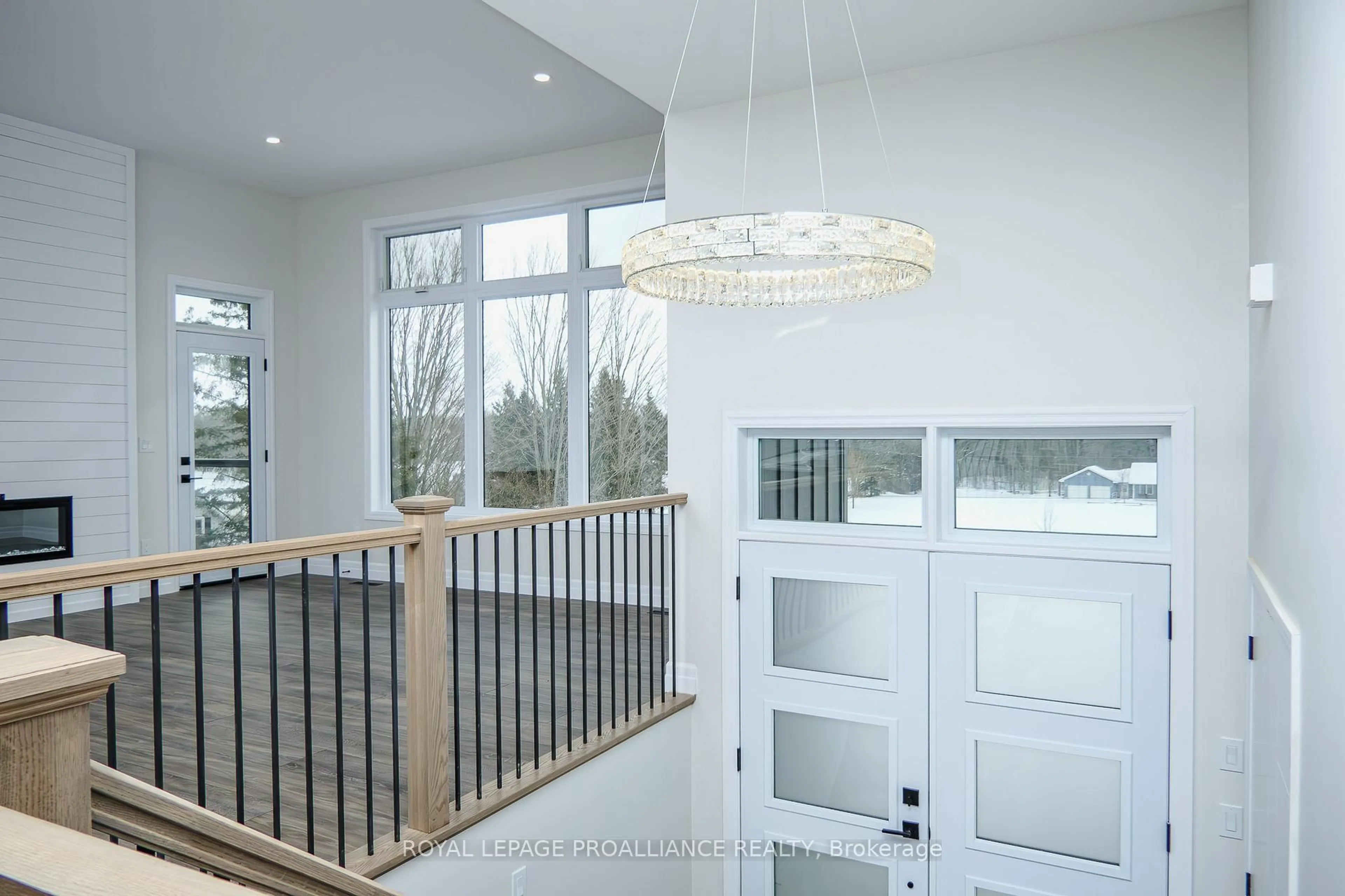 Indoor entryway for 2461 Victoria Rd, Prince Edward County Ontario K0K 1L0