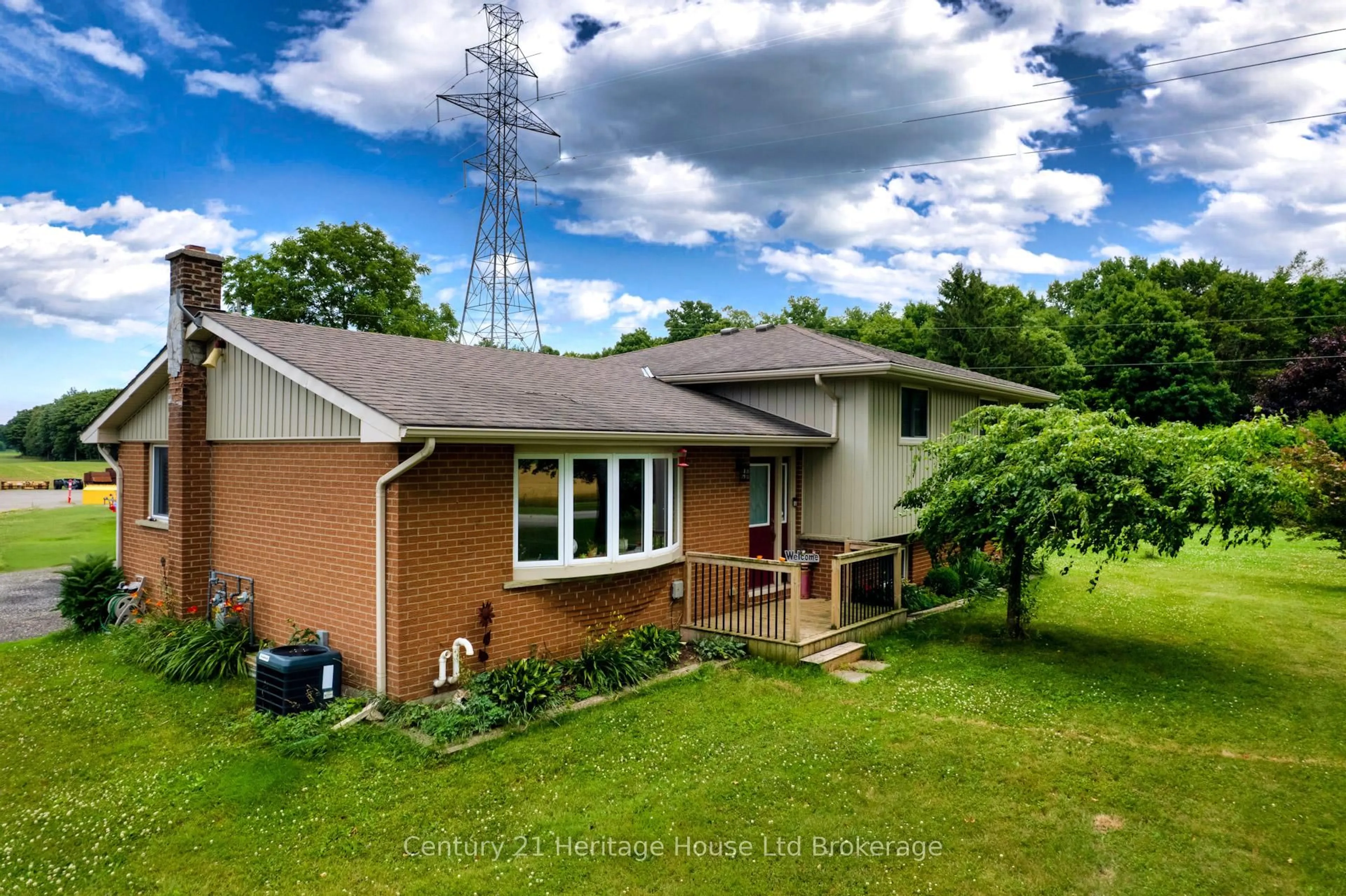 A pic from outside/outdoor area/front of a property/back of a property/a pic from drone, unknown for 3208 -3214 Pigram Line, South-West Oxford Ontario N0J 1W0