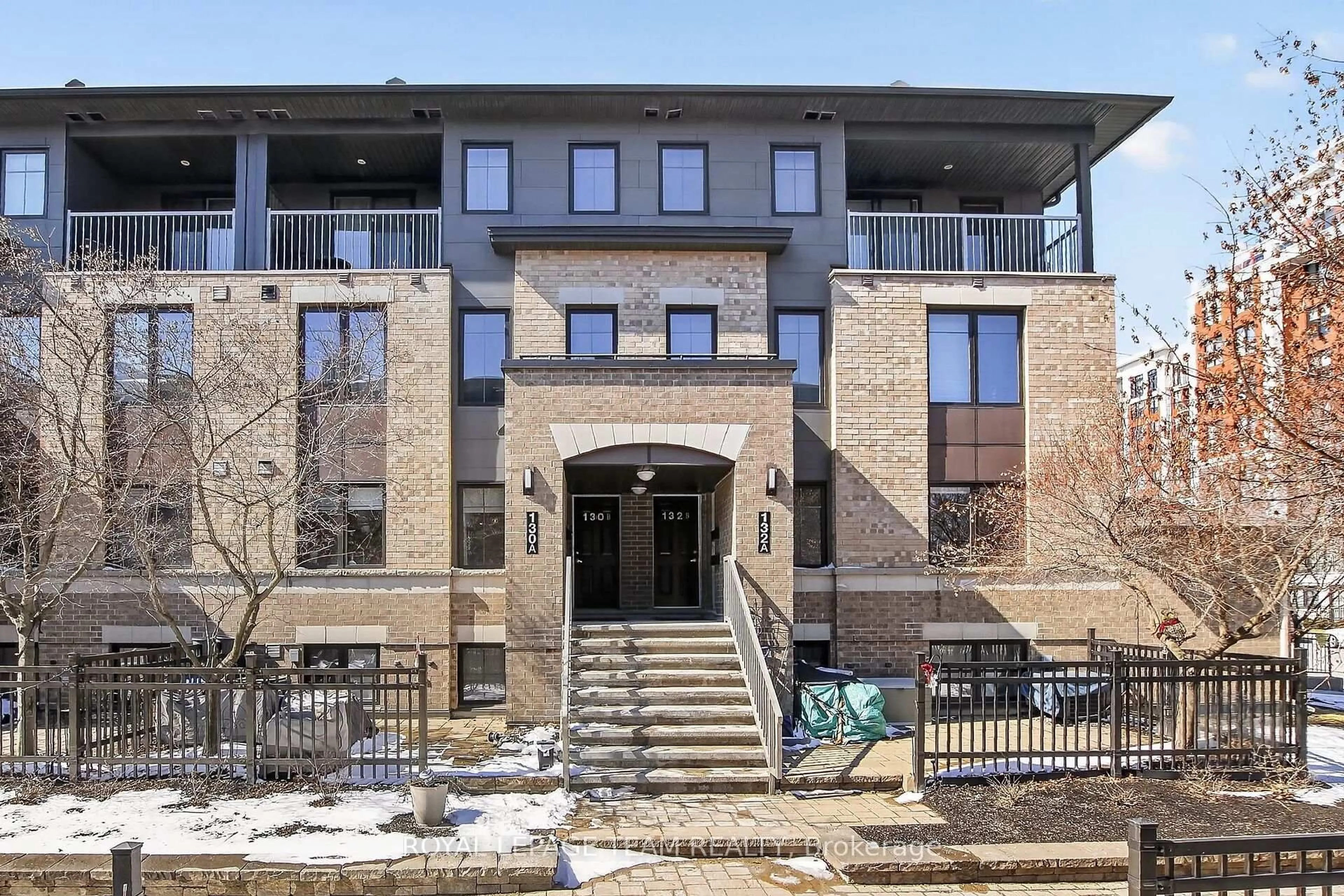 Unknown for 130A Lindenshade Dr, Ottawa Ontario K2J 5R5