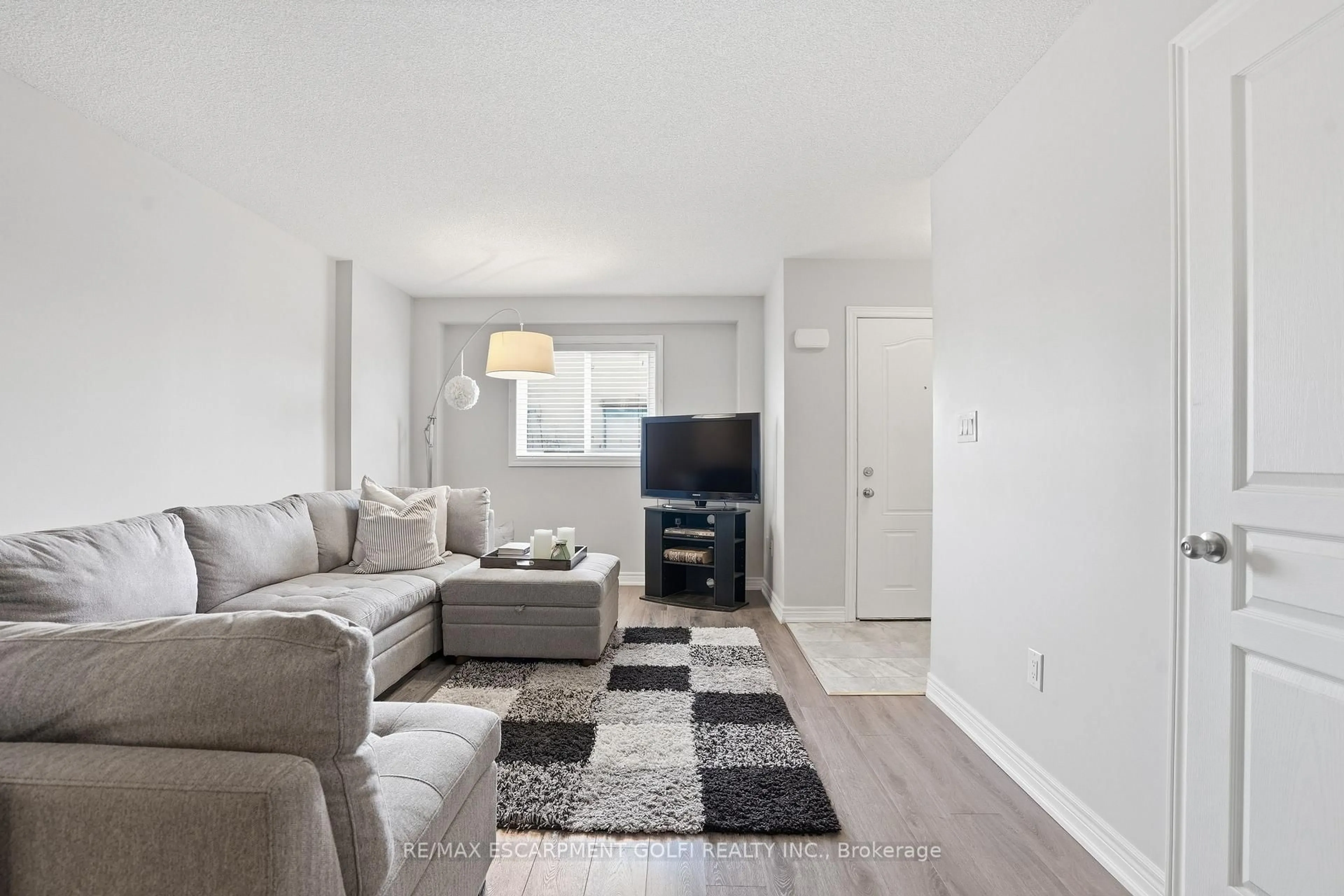 Living room with furniture, unknown for 6118 Kelsey Cres #49, Niagara Falls Ontario L2H 0M6