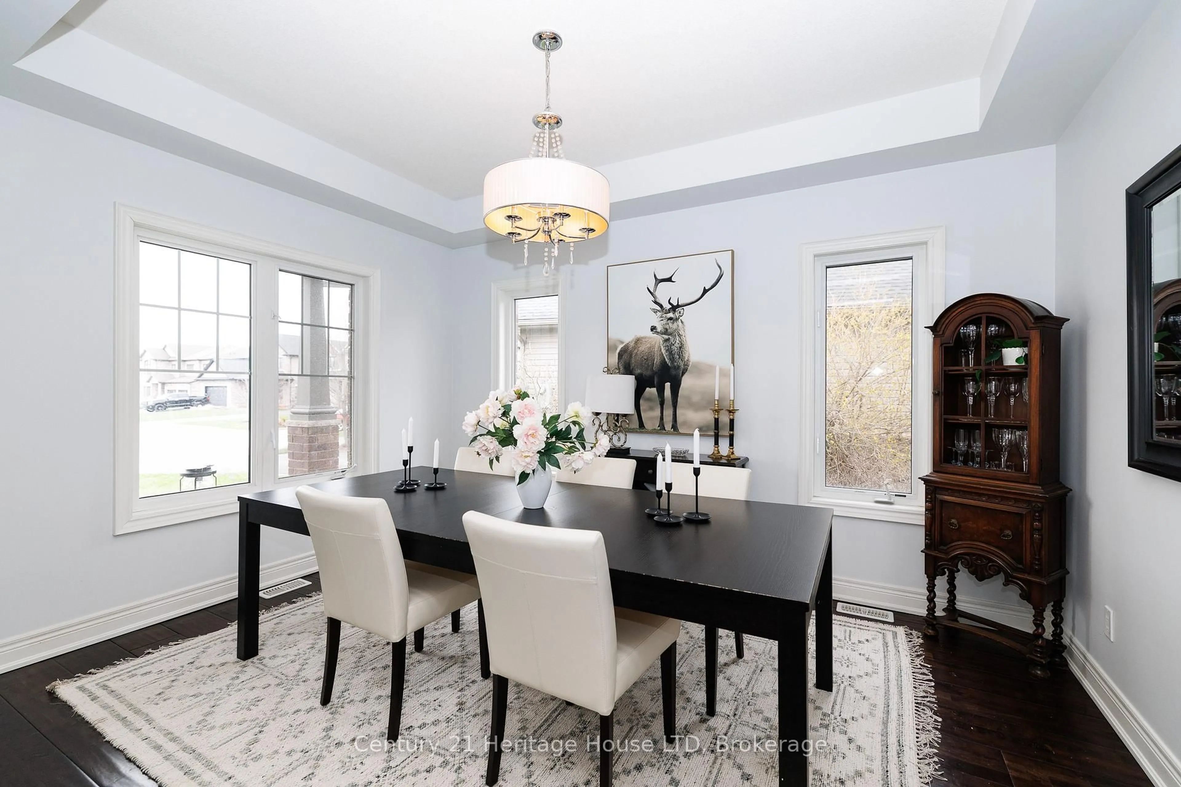 Dining room, unknown for 710 Brian St, Fort Erie Ontario L2A 6W2