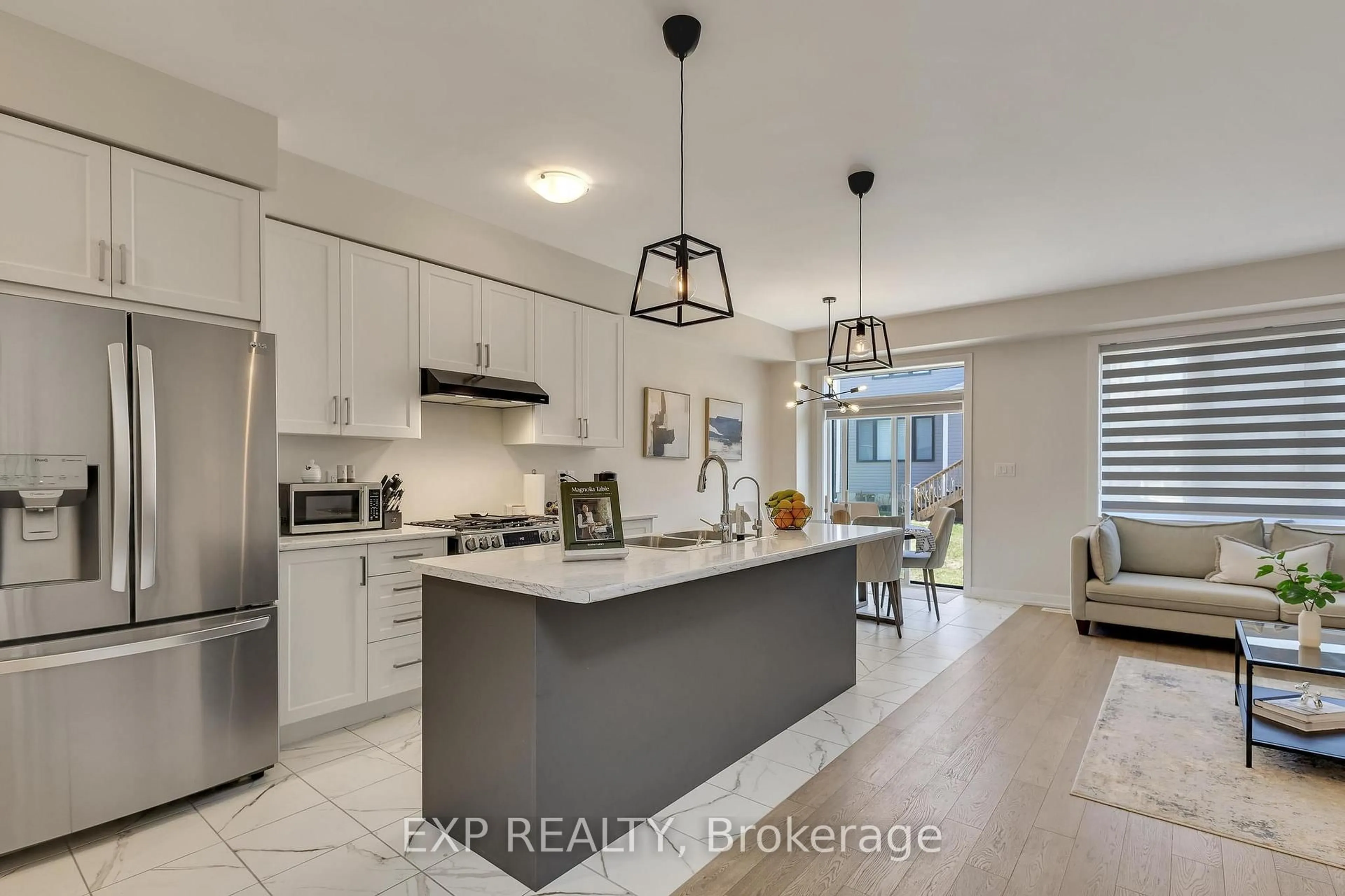 Open concept kitchen, ceramic/tile floor for 6 Sundin Dr, Haldimand Ontario N3W 0H1