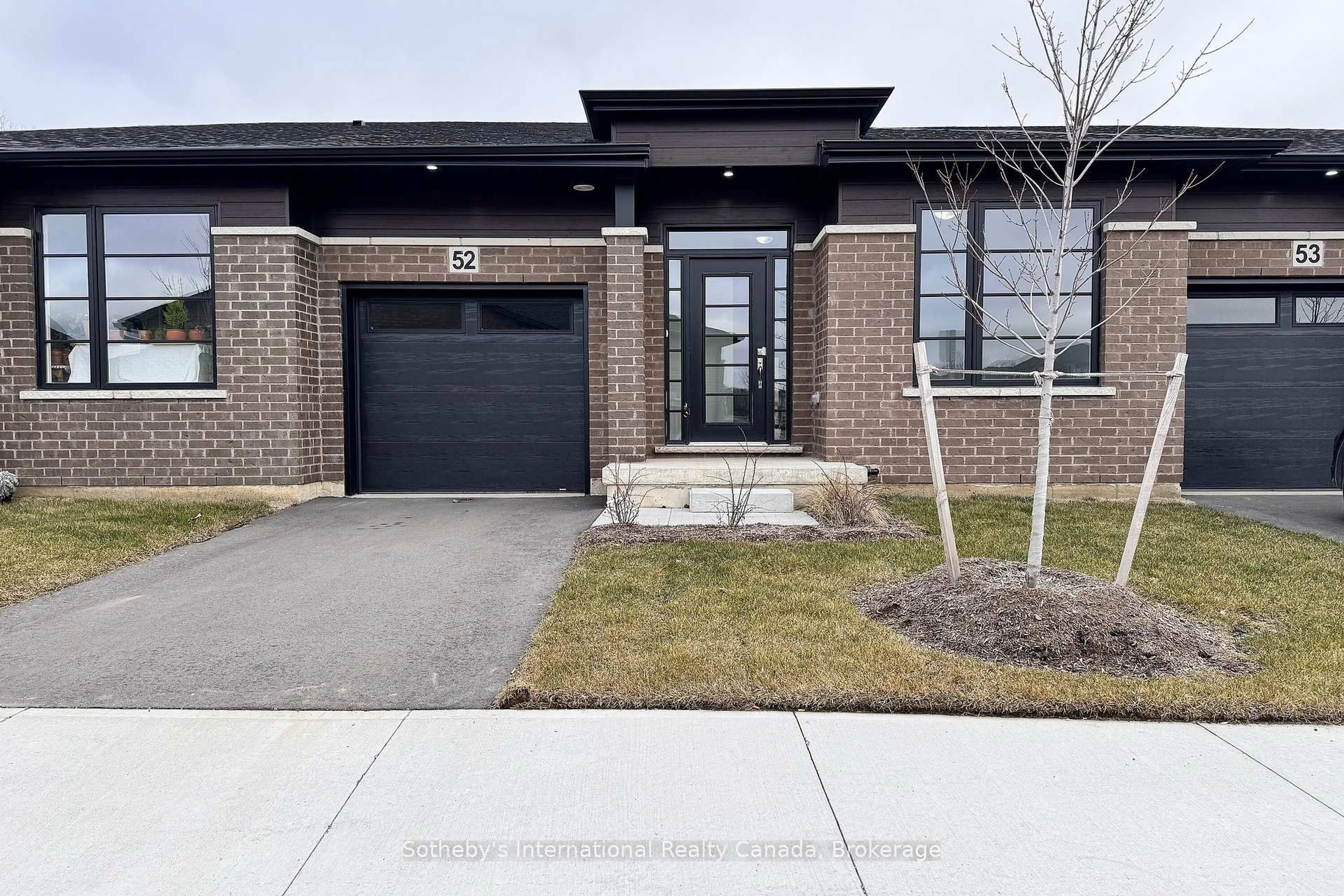 Home with brick exterior material, street for 550 Grey St #52, Brantford Ontario N3S 0C4