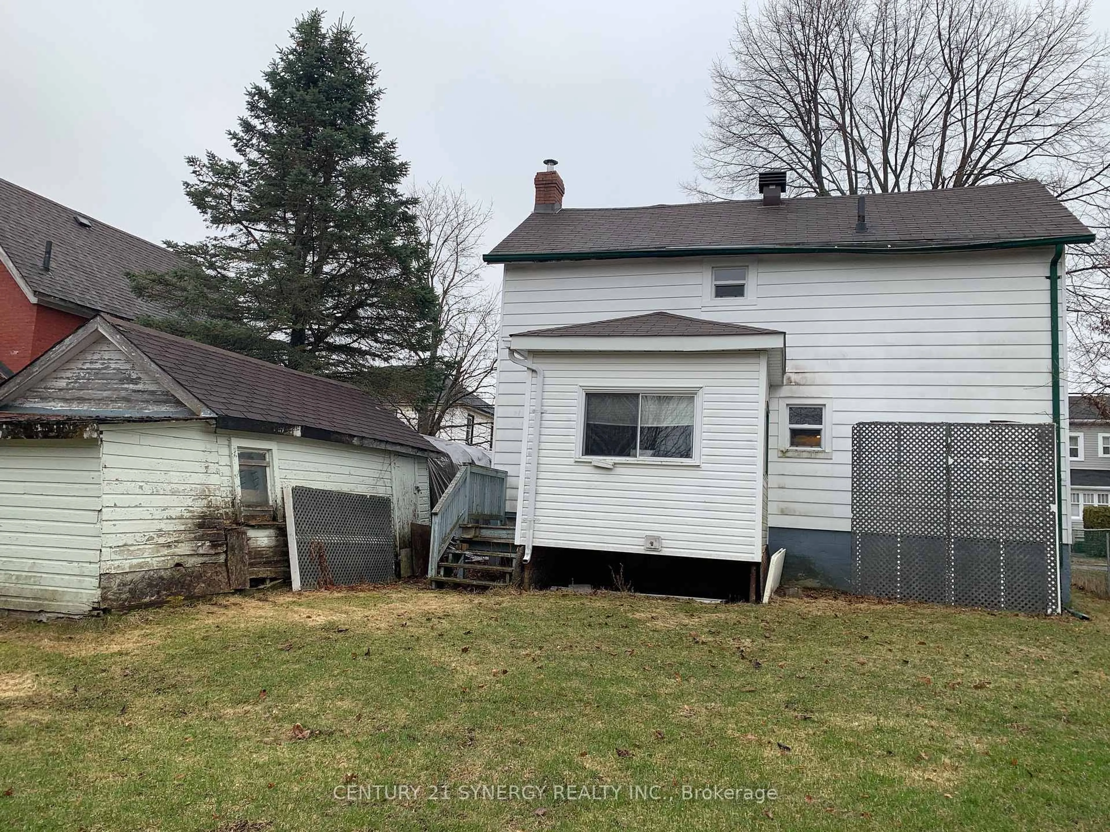 Unknown for 26 Robina Ave, Smiths Falls Ontario K7A 3B6