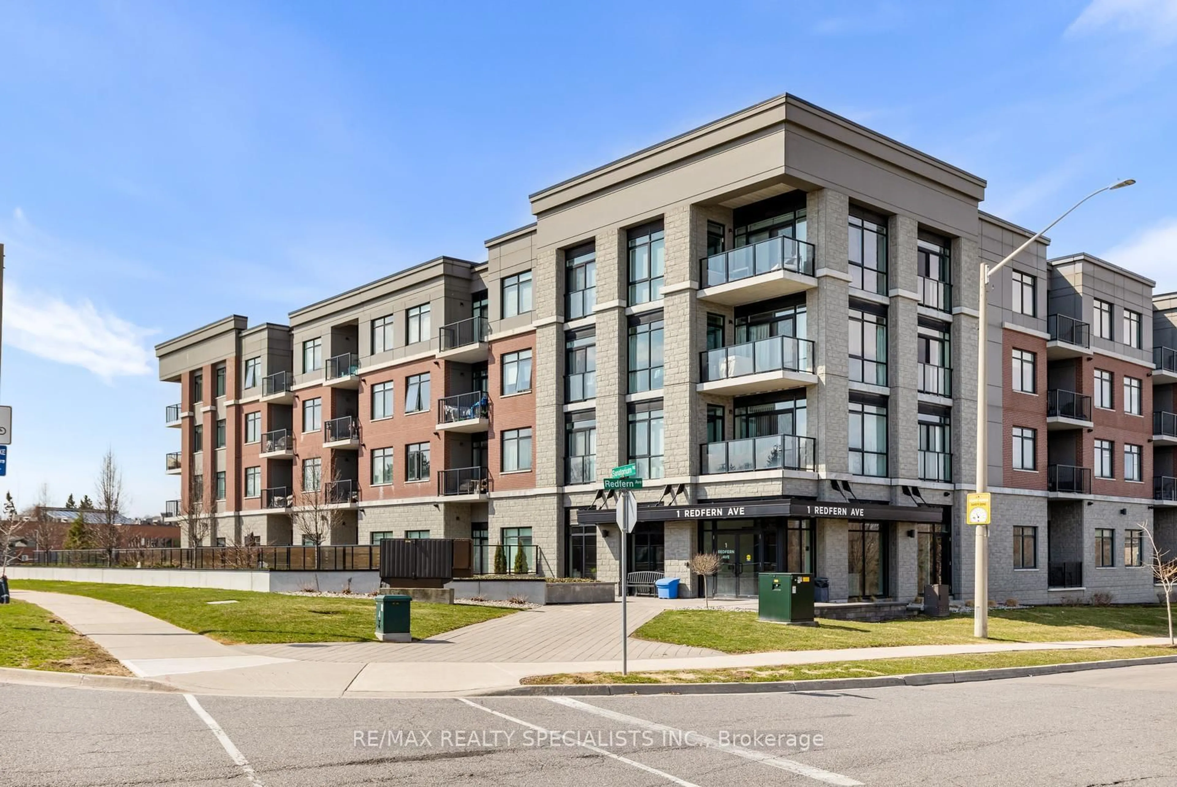 Unknown for 1 Redfern Ave #309, Hamilton Ontario L9C 0E6