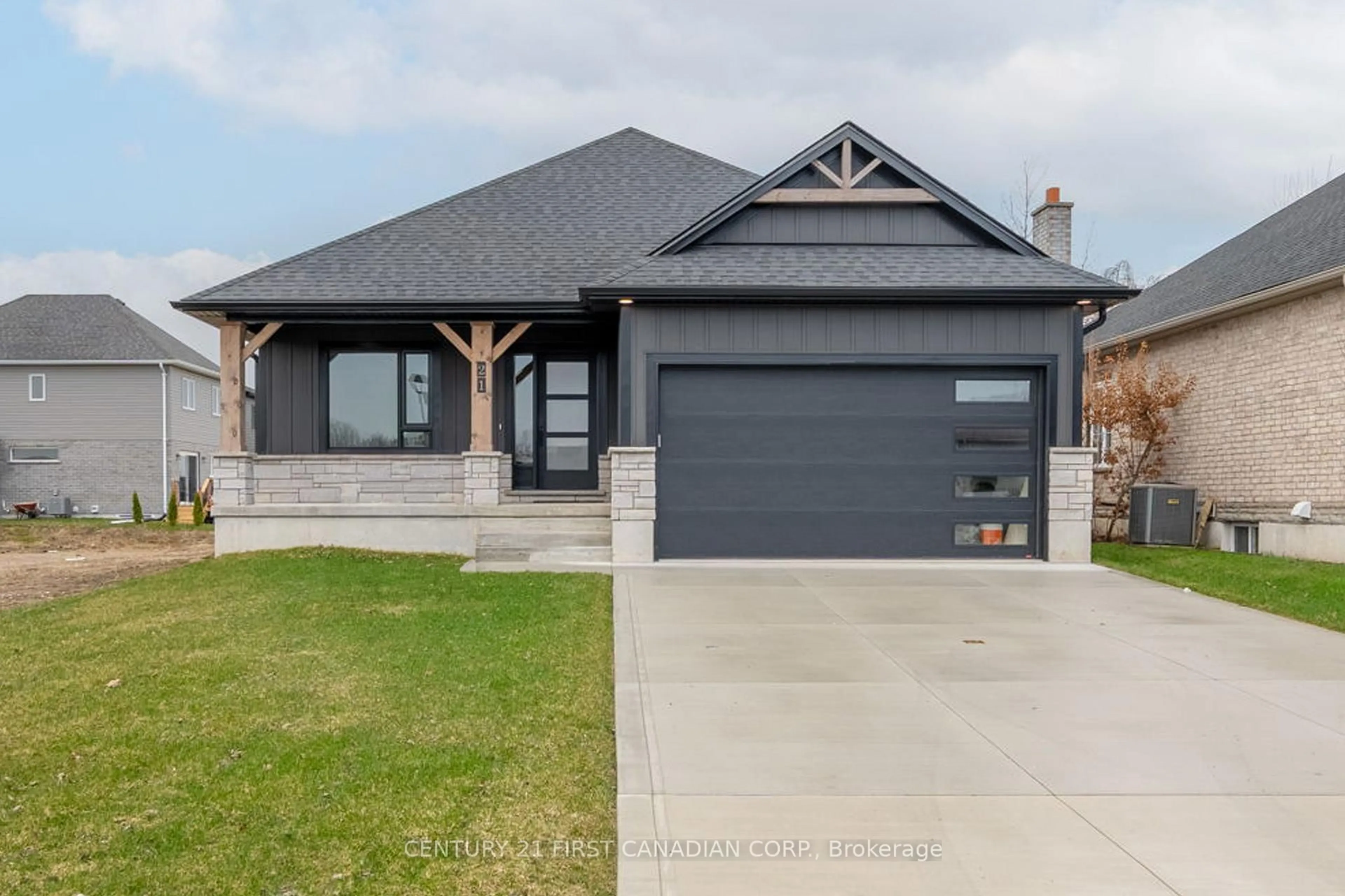 Home with brick exterior material, street for 21 HAMILTON St, North Middlesex Ontario N0M 1A0