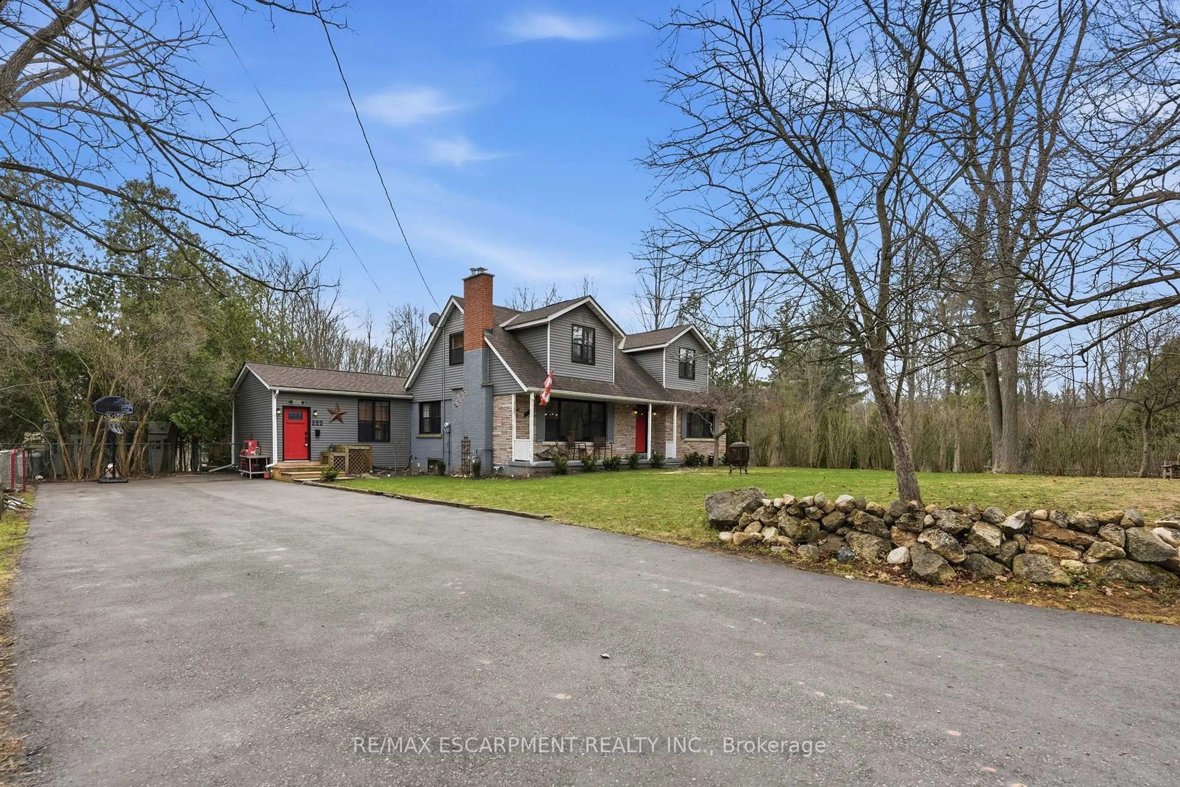 A pic from outside/outdoor area/front of a property/back of a property/a pic from drone, street for 222 Concession 11, Hamilton Ontario L8B 1H8