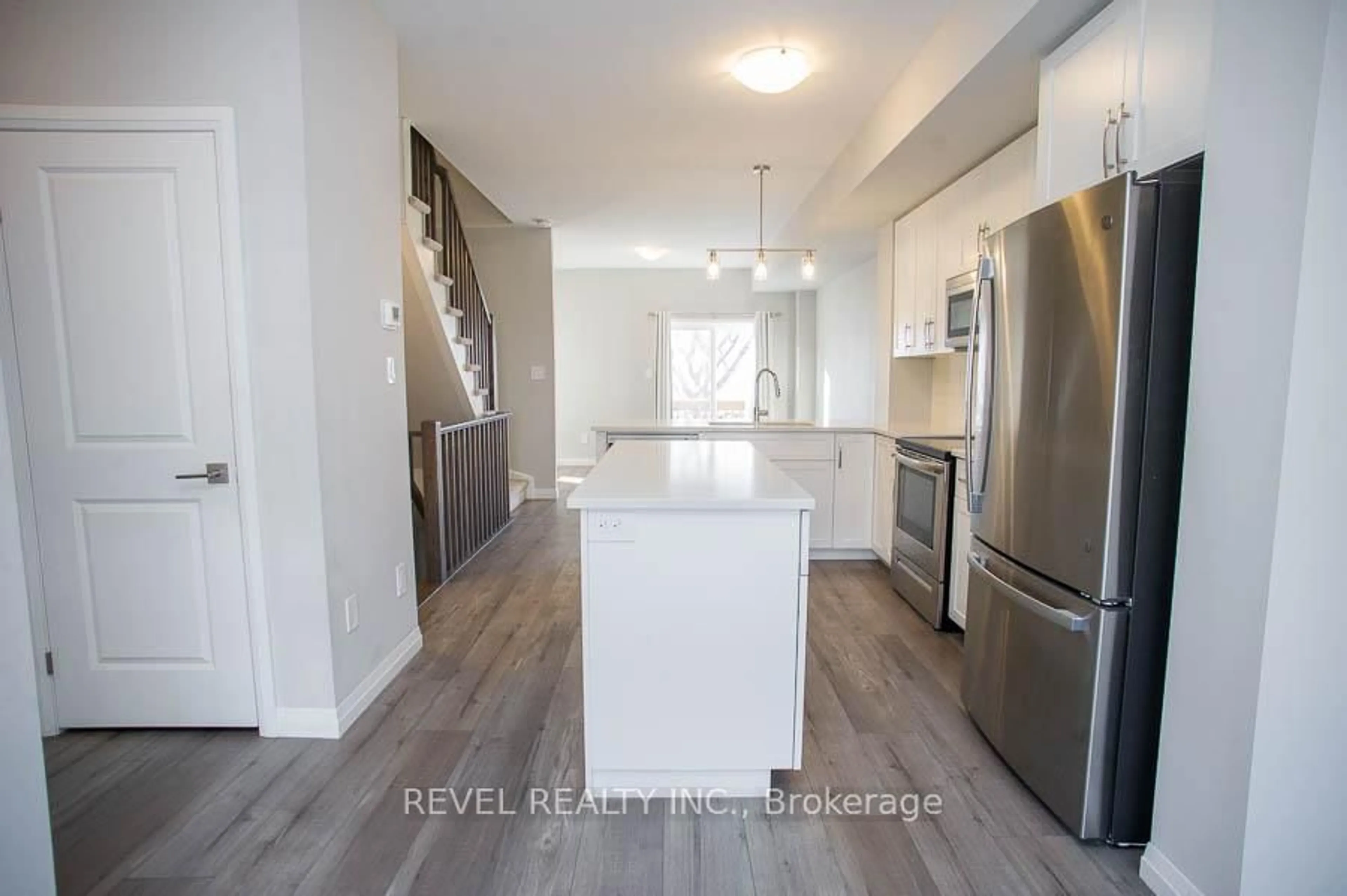 Open concept kitchen, unknown for 720 Grey St #28, Brantford Ontario N3S 0K2