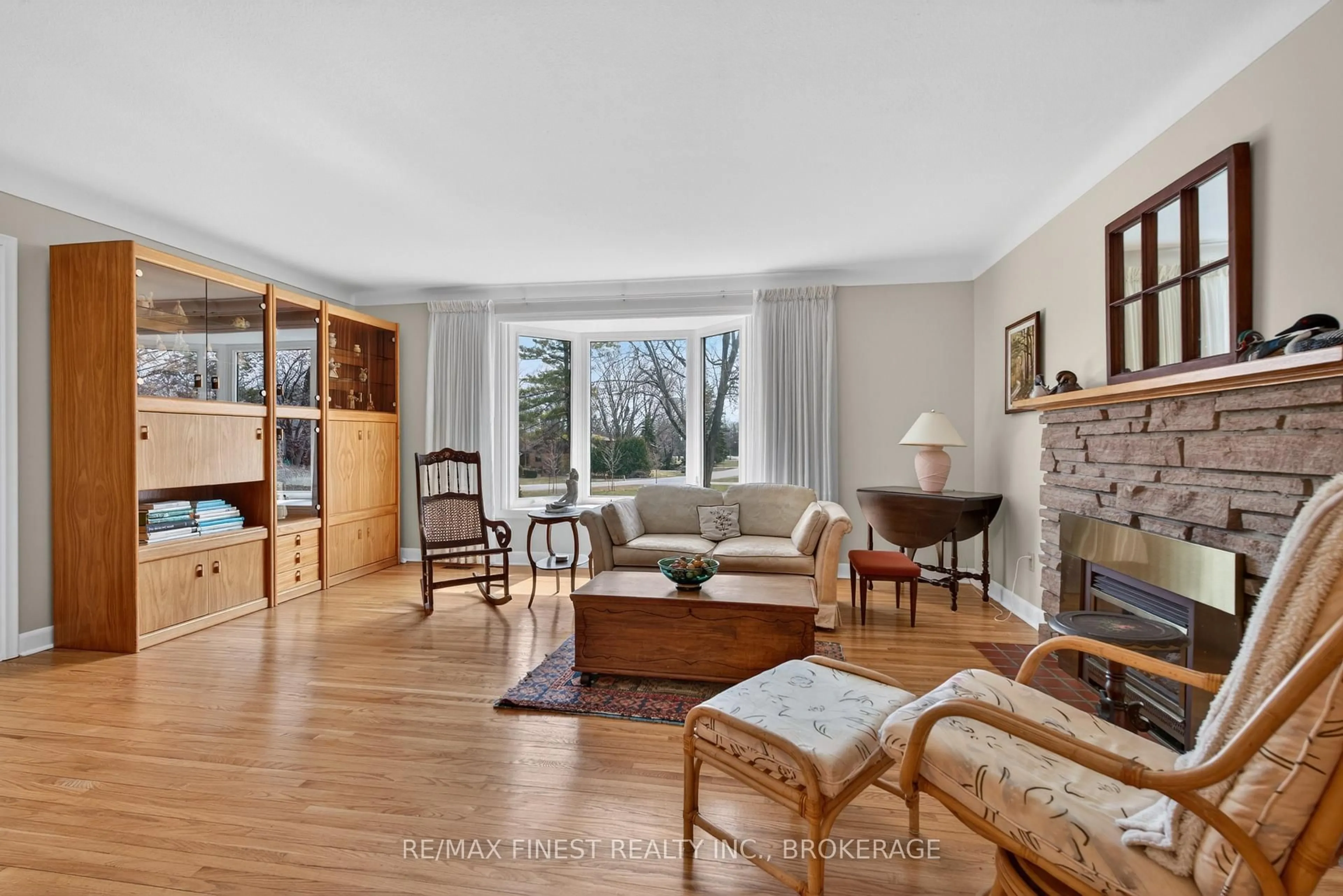 Living room with furniture, unknown for 4 Edgewood Rd, Bath Ontario K0H 1G0