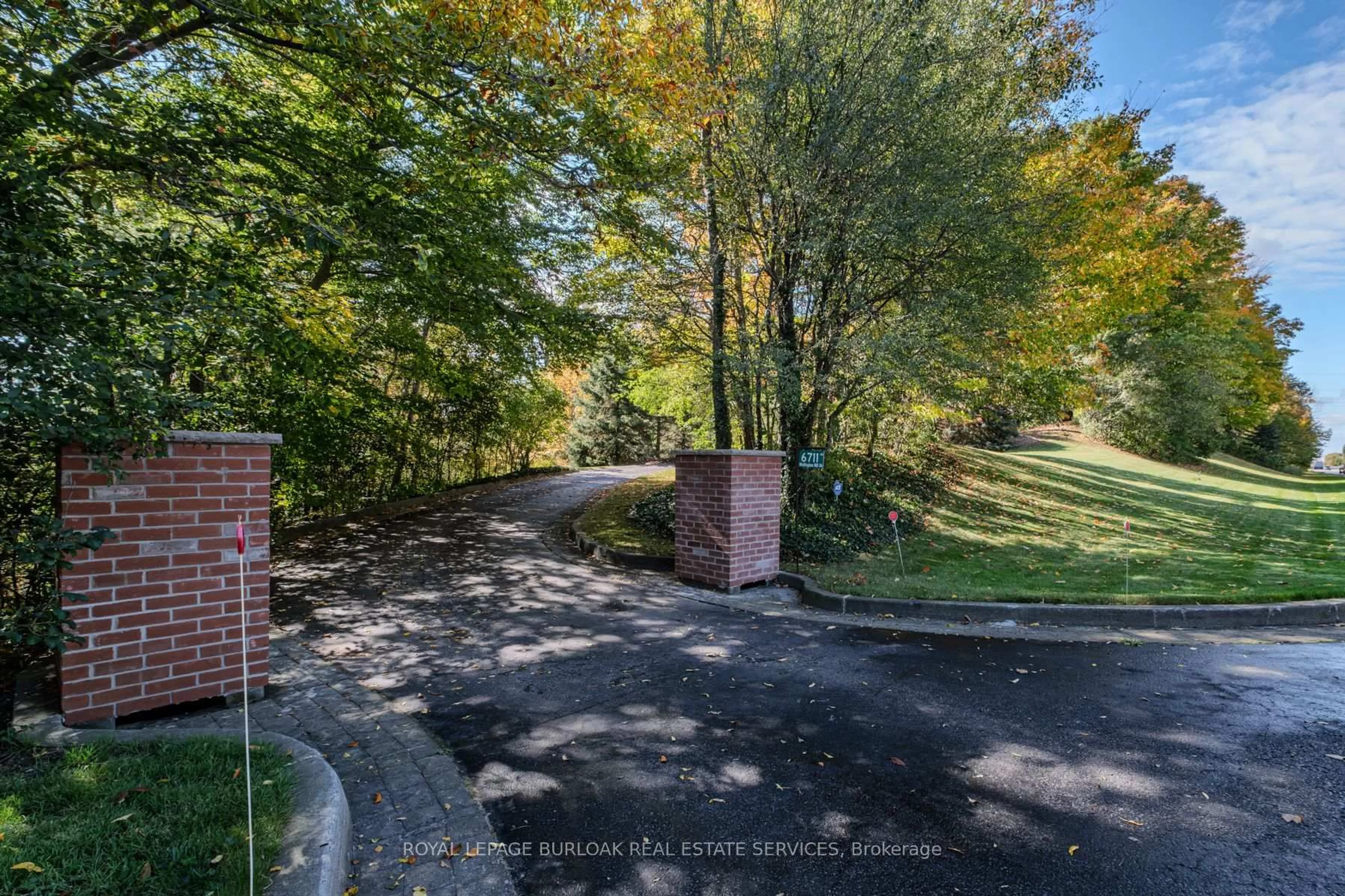 A pic from outside/outdoor area/front of a property/back of a property/a pic from drone, forest/trees view for 6711 Wellington Road 34, Puslinch Ontario N0B 2J0