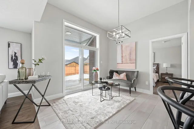 218 Bridge Cres, Minto 4
