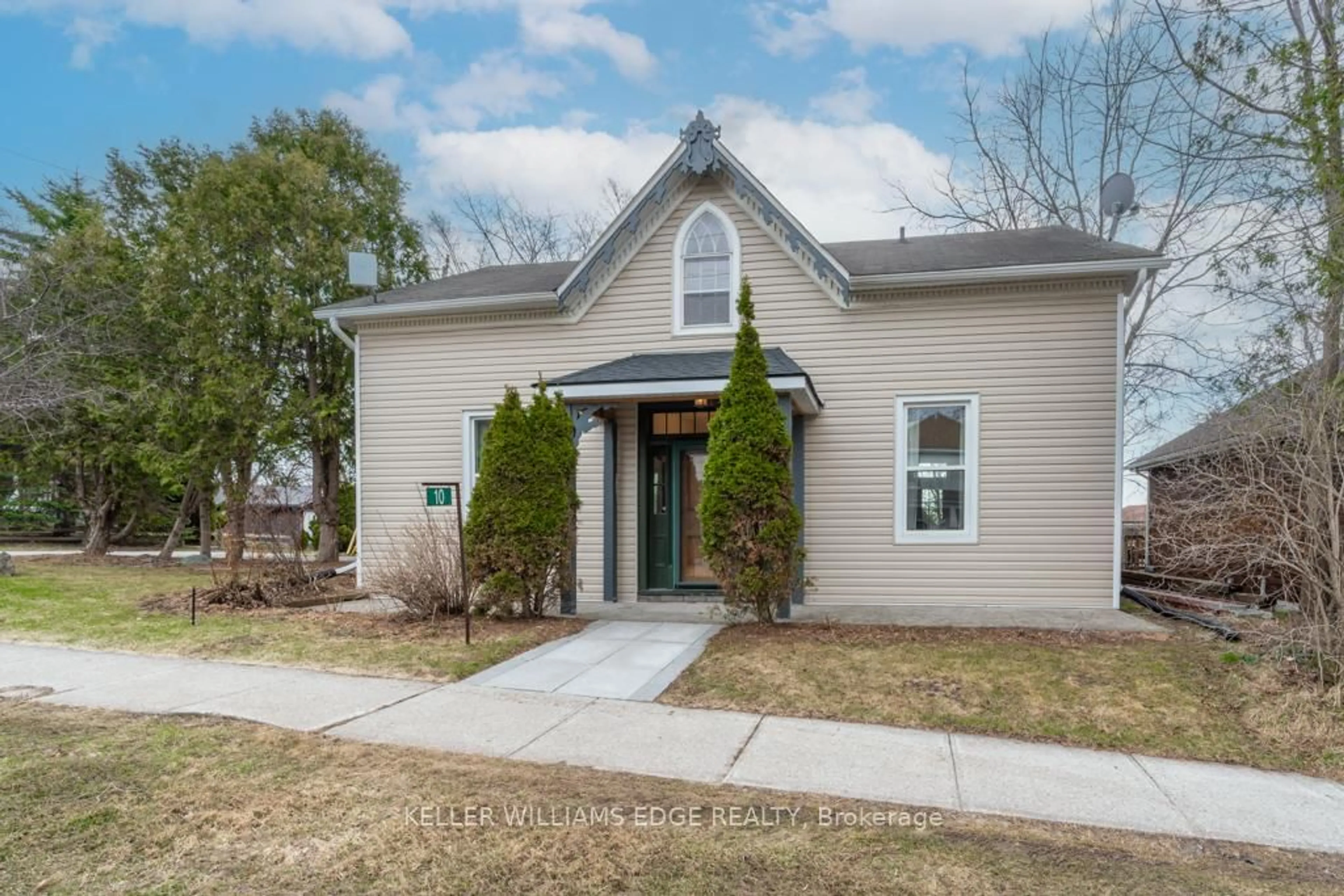 Unknown for 10 Badenoch St, Puslinch Ontario N0B 2C0