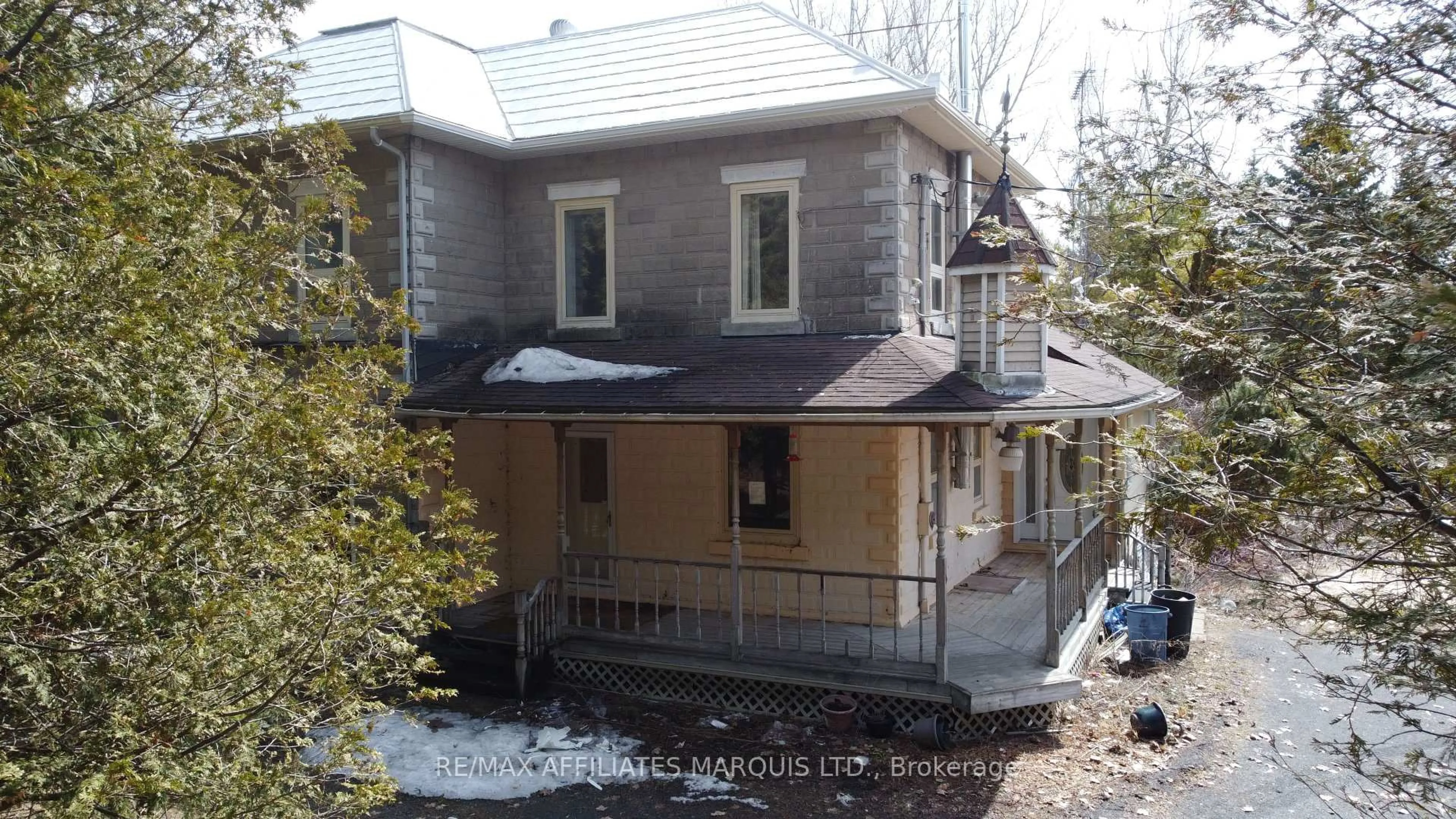 Home with vinyl exterior material, building for 17002 Norman Dr, North Stormont Ontario K0C 1W0