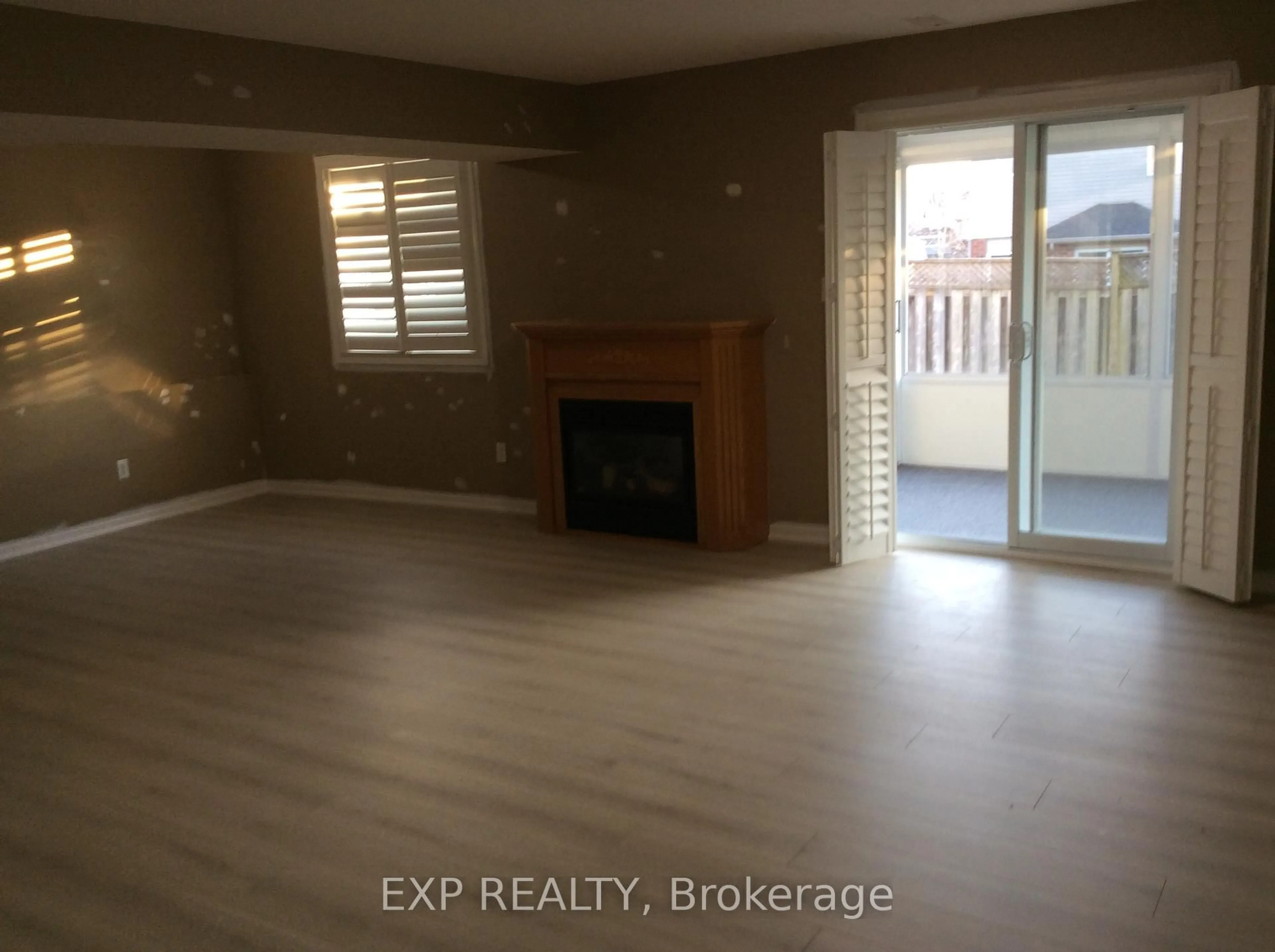 A pic of a room for 431 Lausanne Cres, Waterloo Ontario N2T 2X6