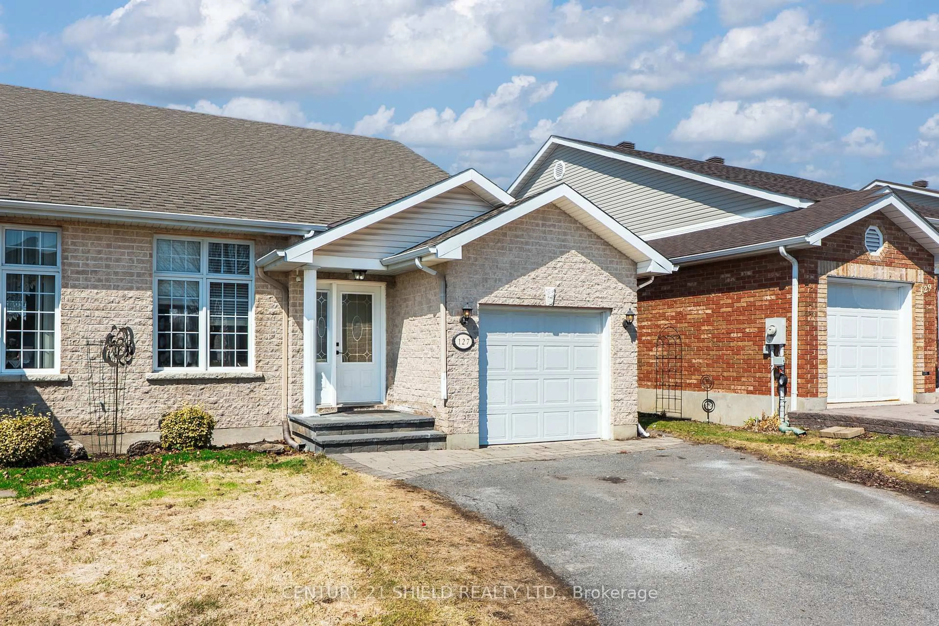 Home with brick exterior material, street for 127 Hemlock Cres, Cornwall Ontario K6H 7L7