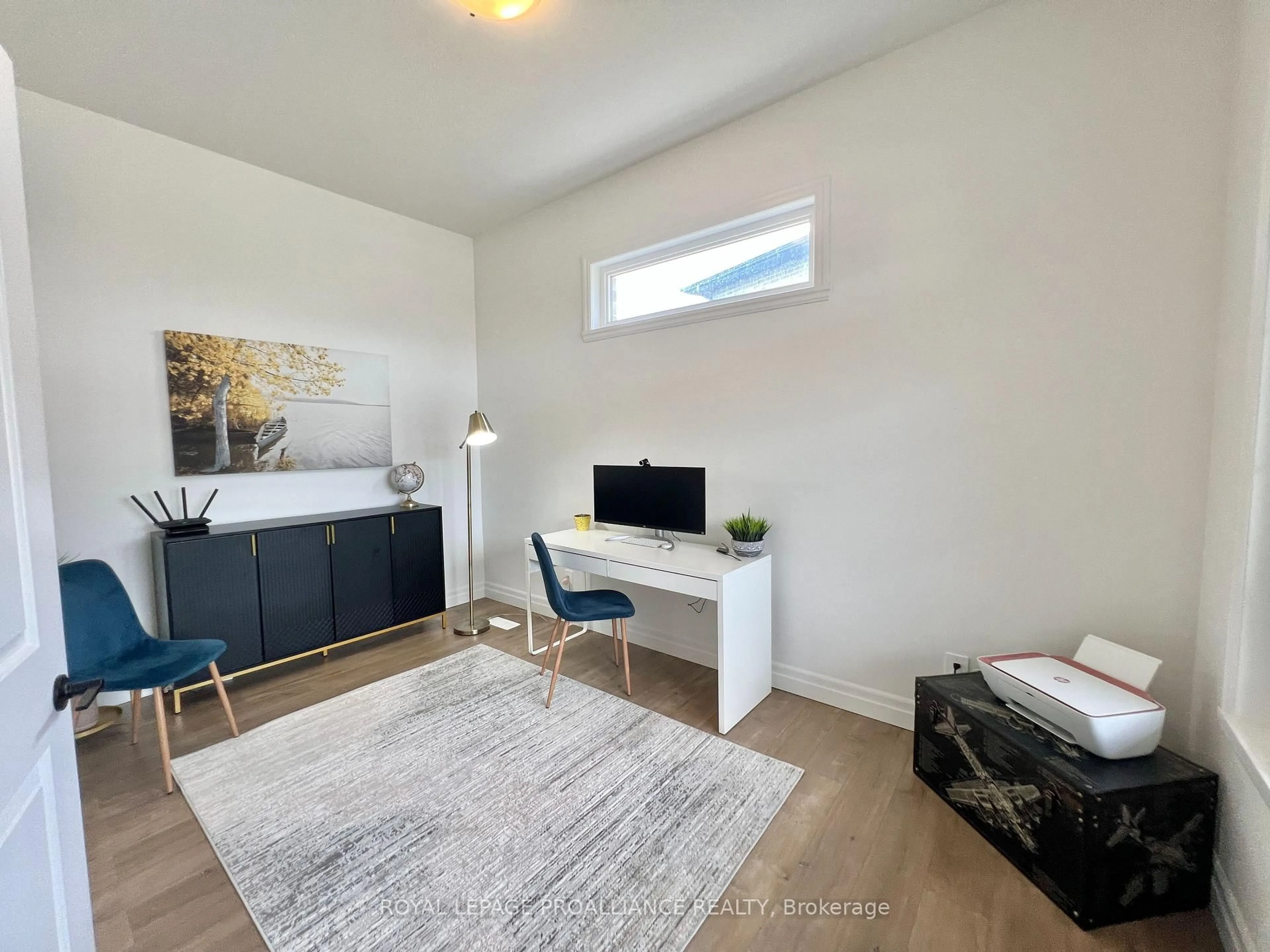 A pic of a room for 55 Lanark Dr, Belleville Ontario K8N 0G8