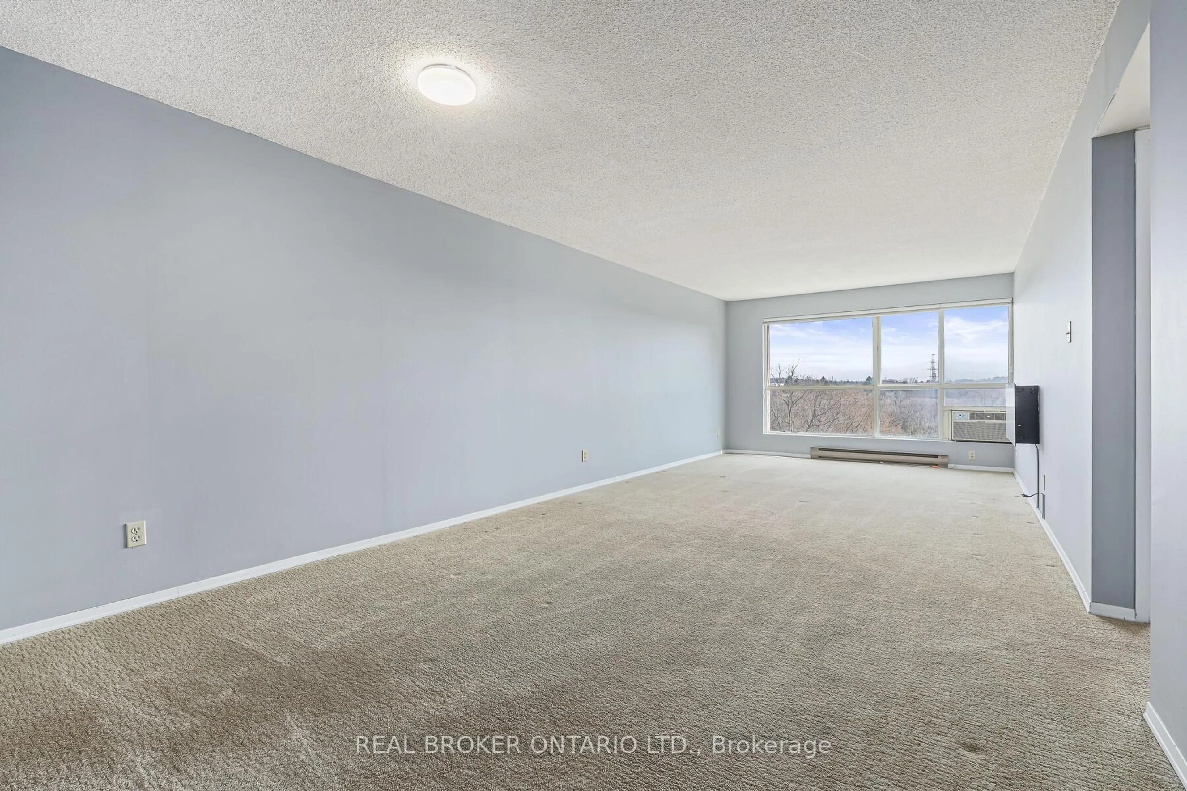 A pic of a room for 358 Waterloo Ave #606, Guelph Ontario N1H 7Y3