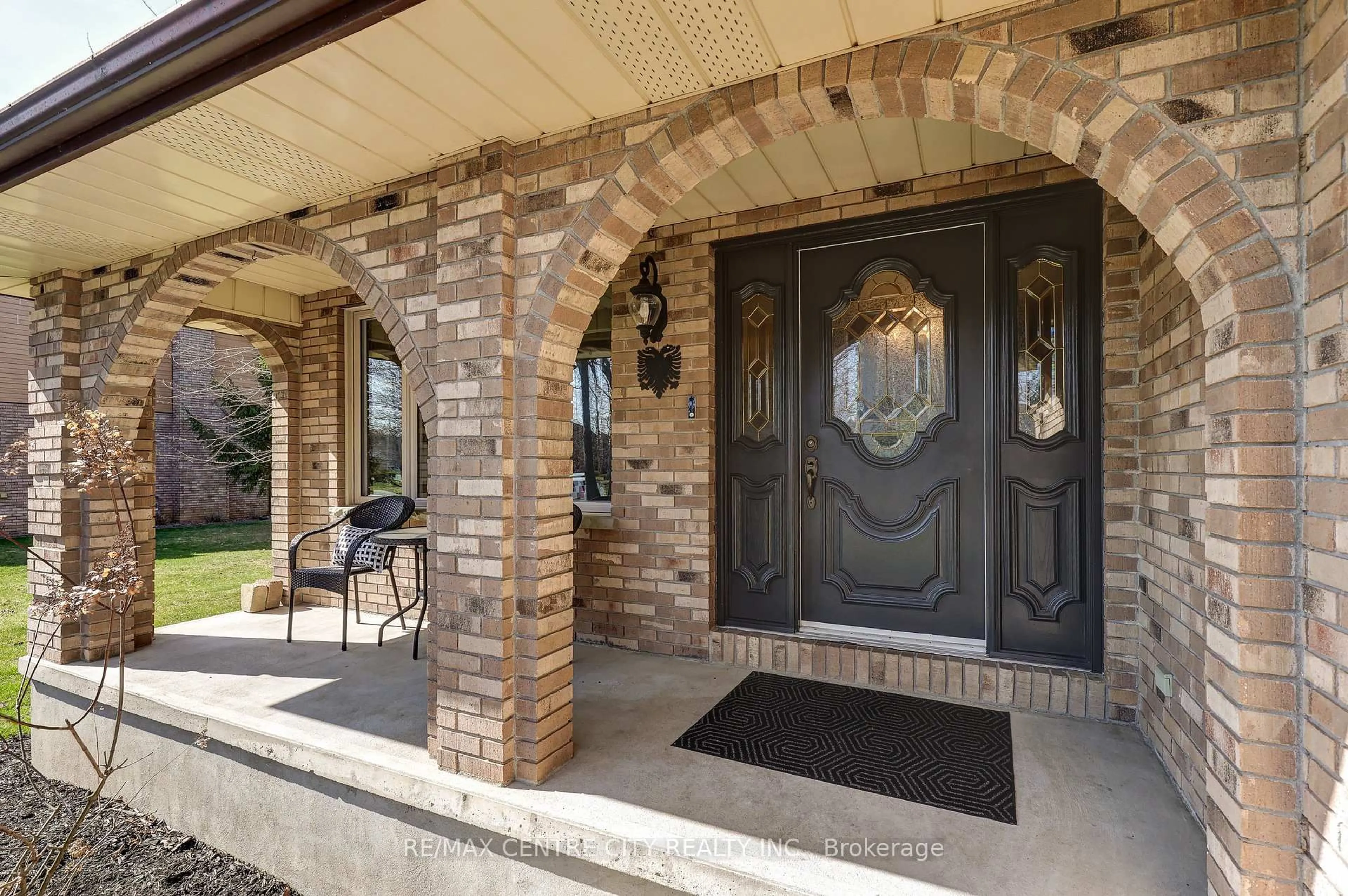 Unknown for 39876 Shady Lane Cres, Southwold Ontario N5P 3T2