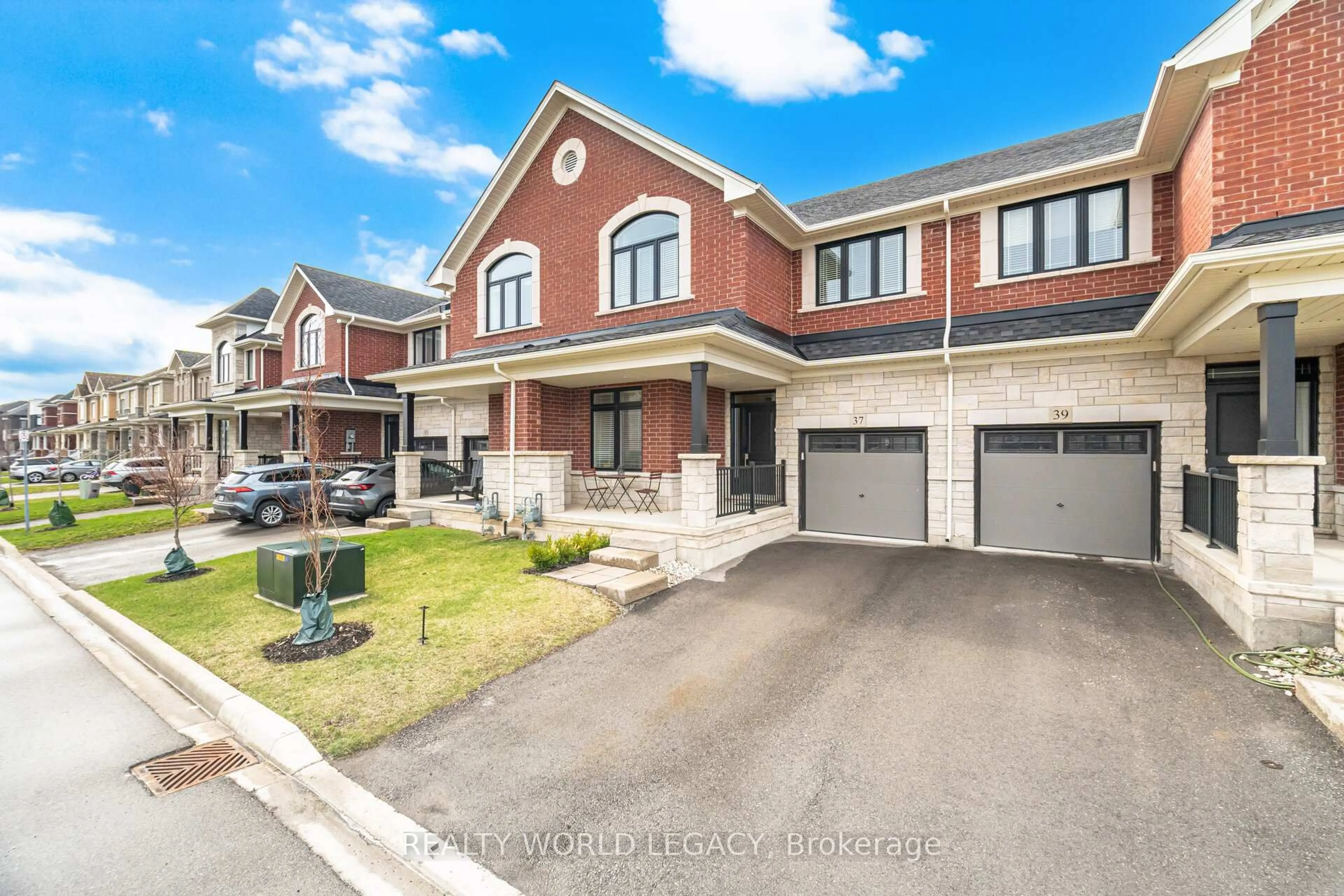 Home with brick exterior material, street for 37 Westfield Cres, Hamilton Ontario L8B 1Y1