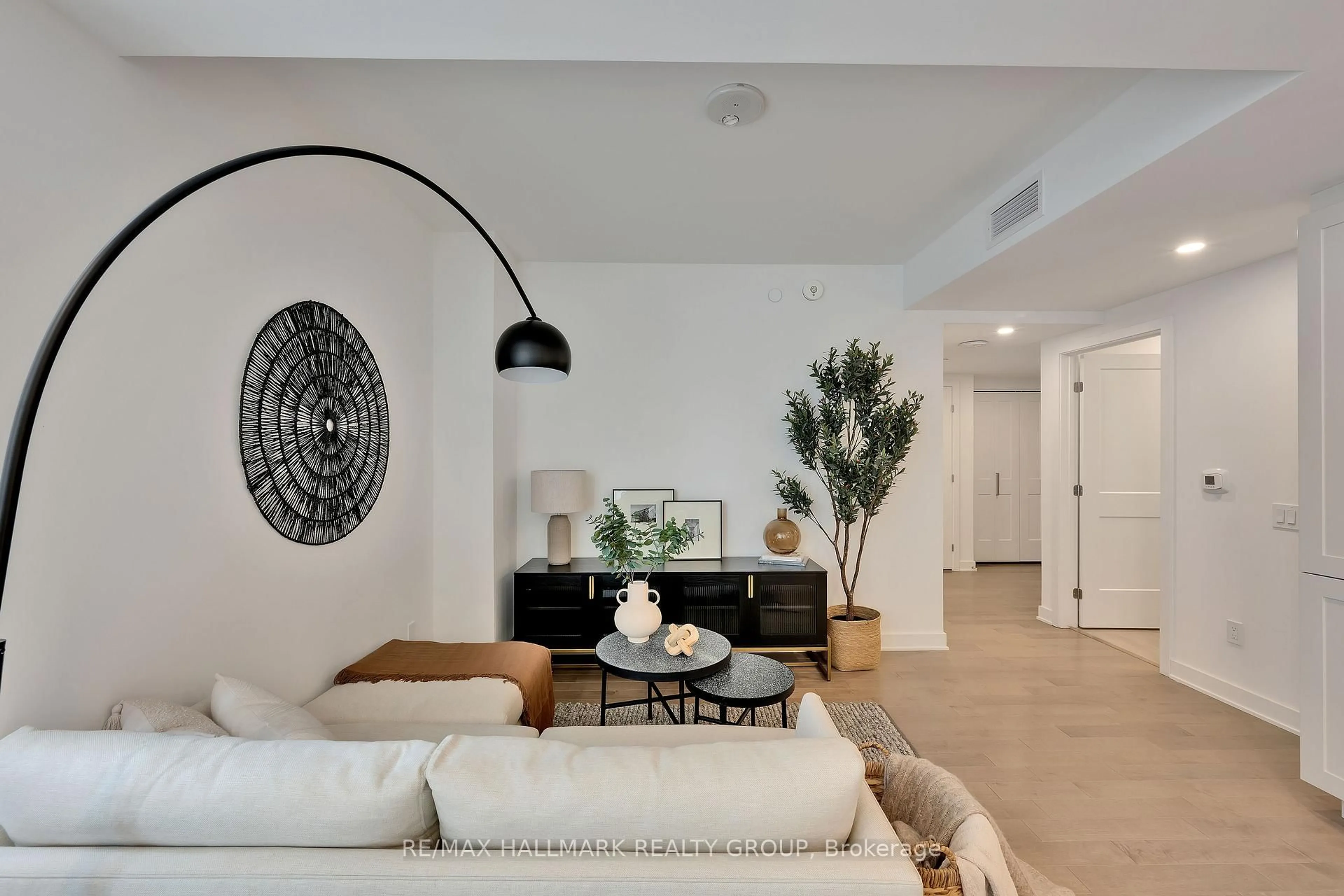 Living room with furniture, unknown for 340 Queen St #406, Ottawa Ontario K1R 0G1