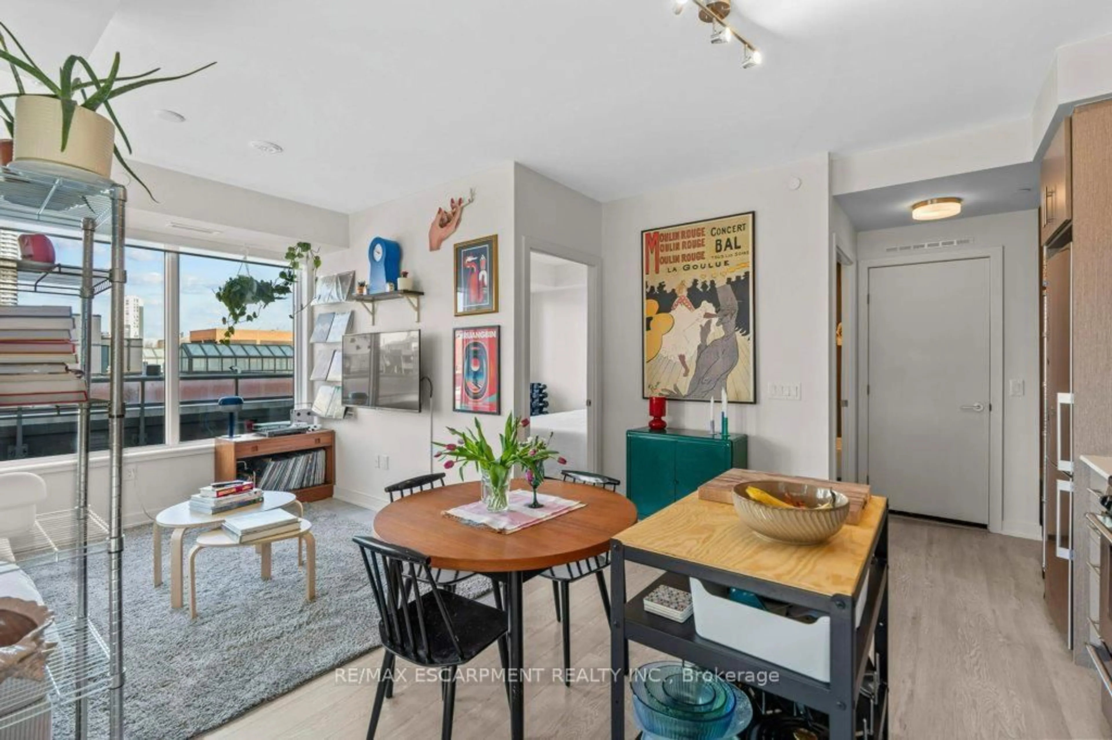 Unknown for 212 KING WILLIAM St #415, Hamilton Ontario L8N 1B5