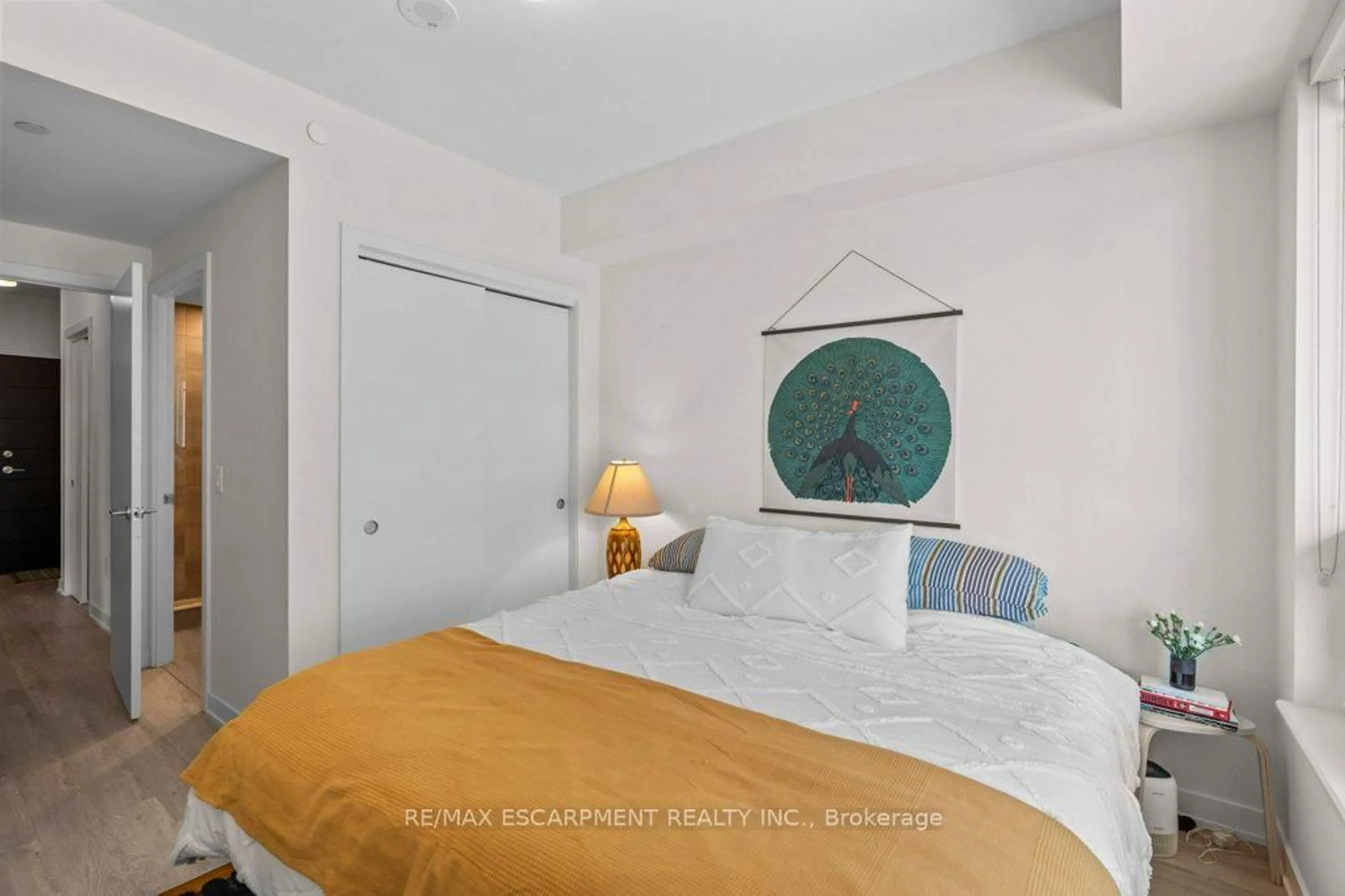 Bedroom with bed, unknown for 212 KING WILLIAM St #415, Hamilton Ontario L8N 1B5