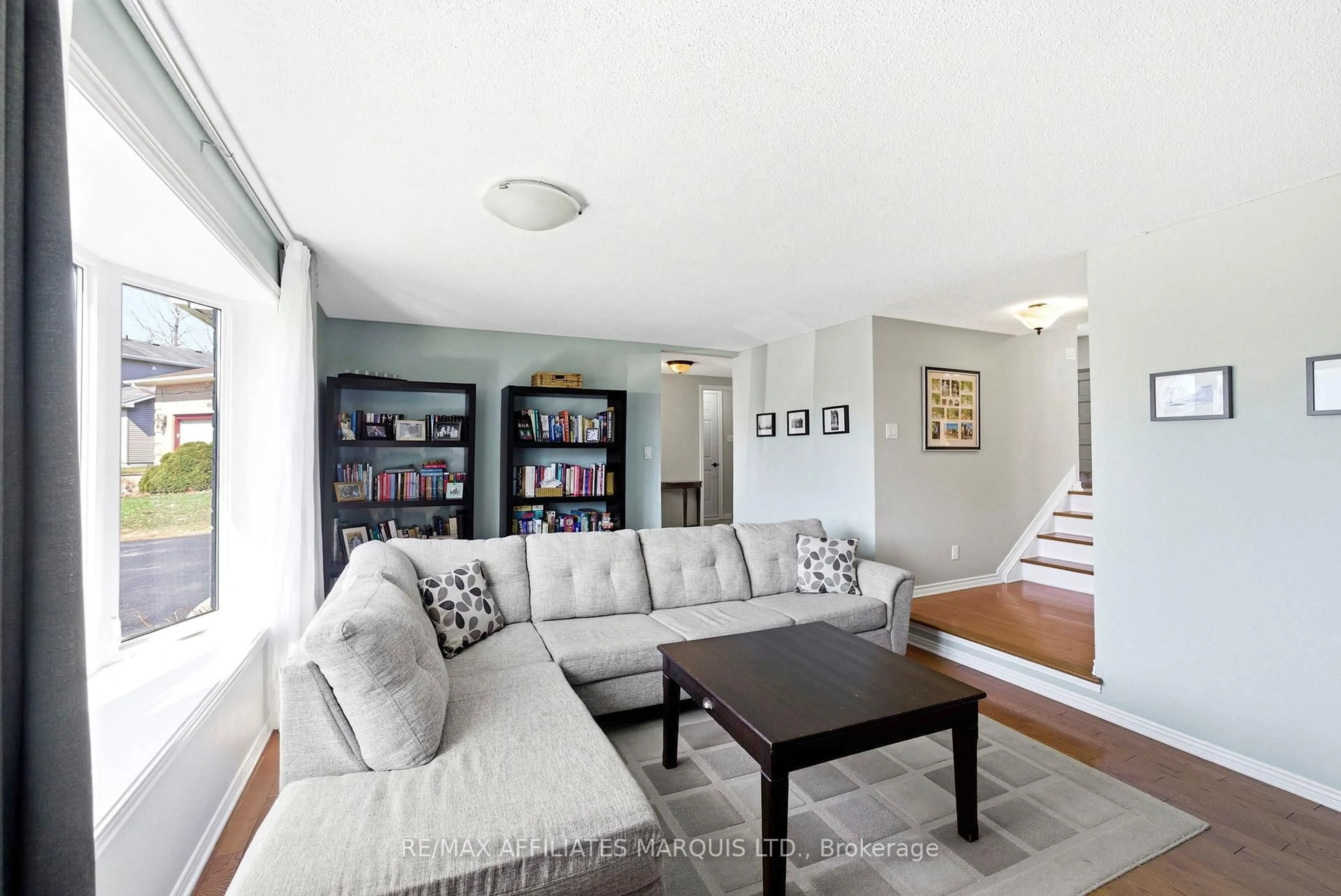 Living room with furniture, unknown for 884 Kenyon Cres, Cornwall Ontario K6H 6Z1