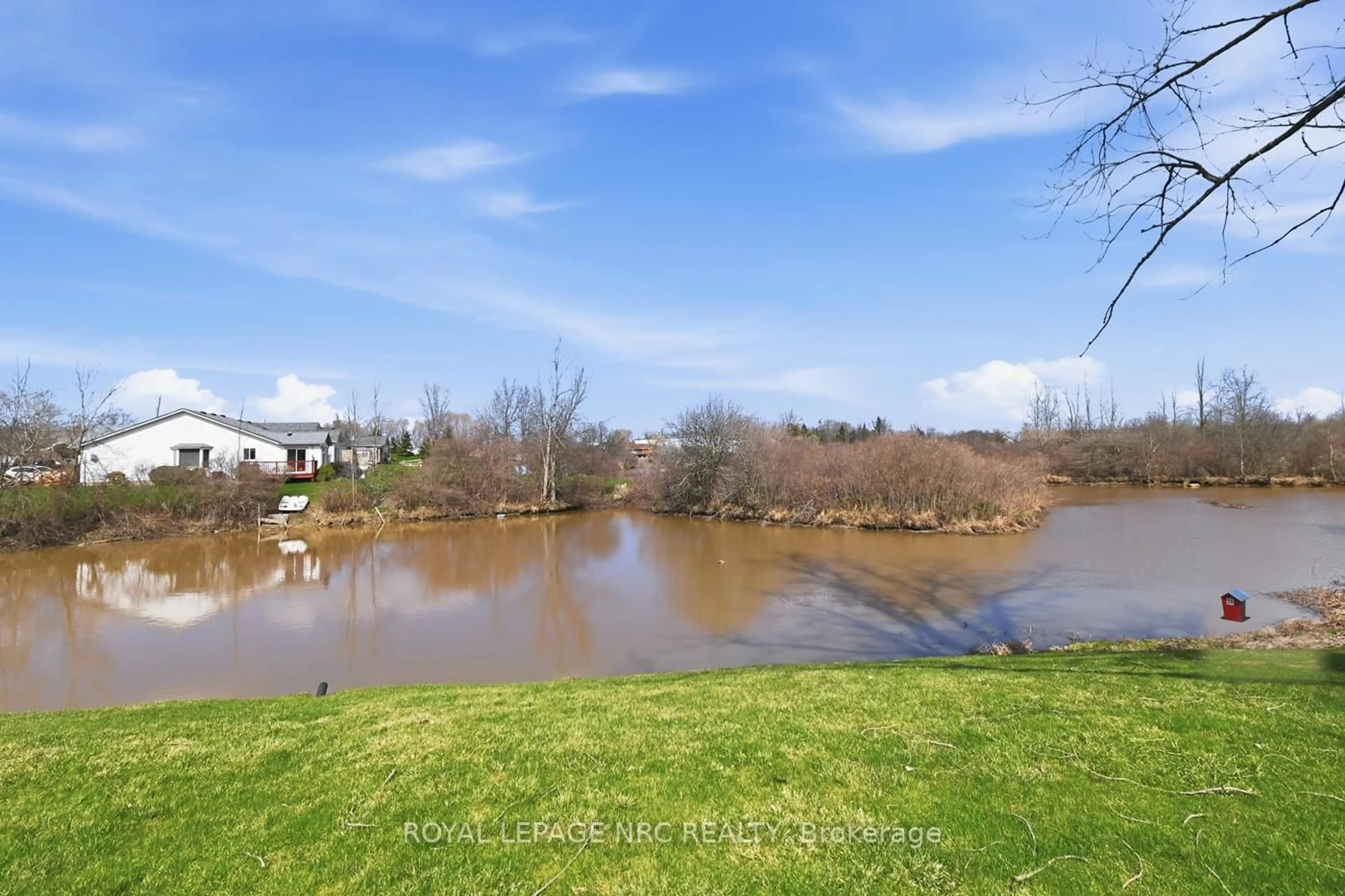 A pic from outside/outdoor area/front of a property/back of a property/a pic from drone, water/lake/river/ocean view for 3033 Townline Rd #512, Fort Erie Ontario L0S 1S1