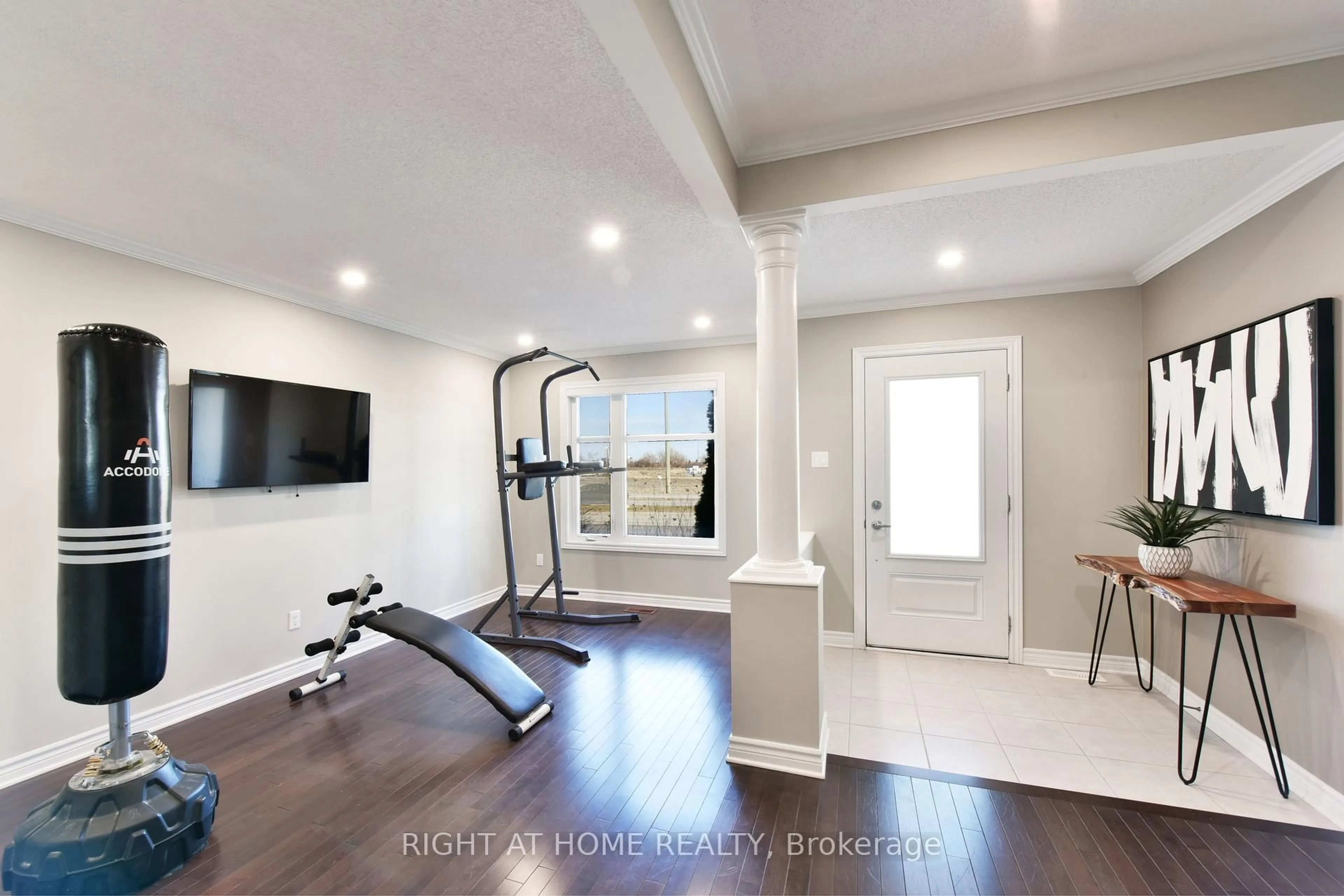 Gym or fitness room for 520 SILVERTIP Lane, Ottawa Ontario K2T 0H7