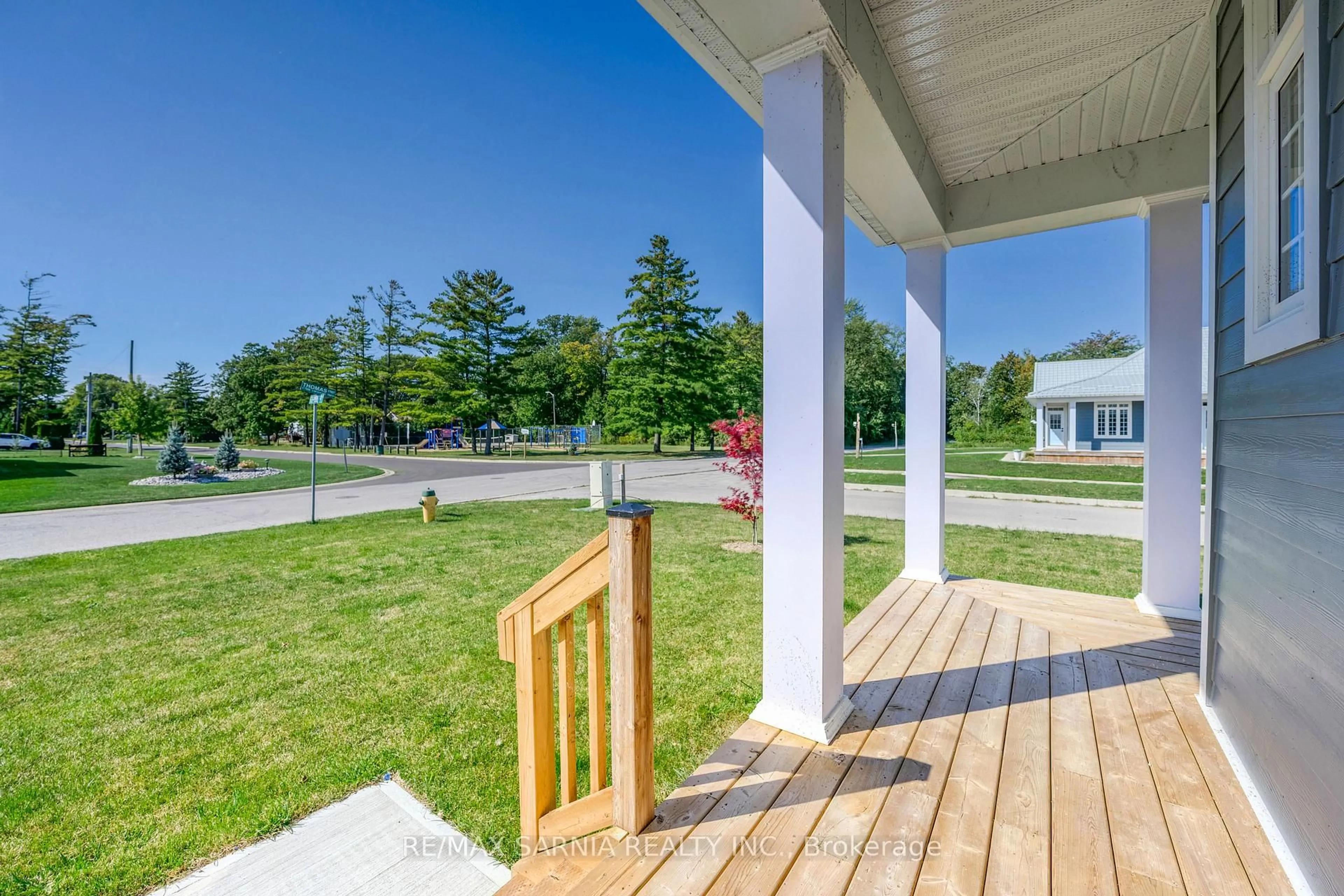 Patio, water/lake/river/ocean view for 7596 THOMAS St, Plympton-Wyoming Ontario N0N 1J0