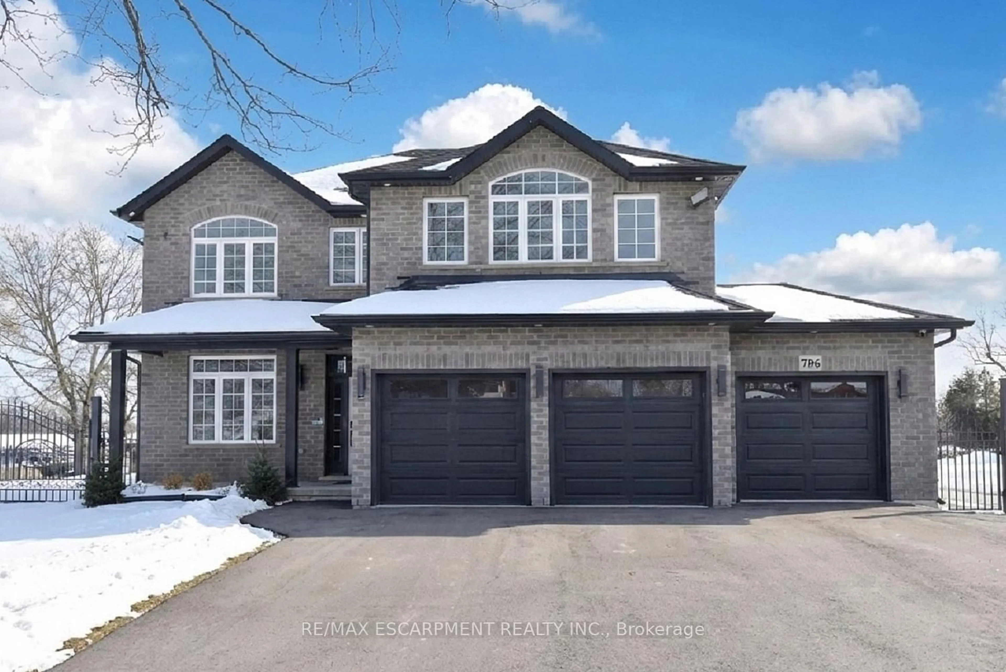 Home with brick exterior material, street for 796 Highway 6, Haldimand Ontario N3W 1M8