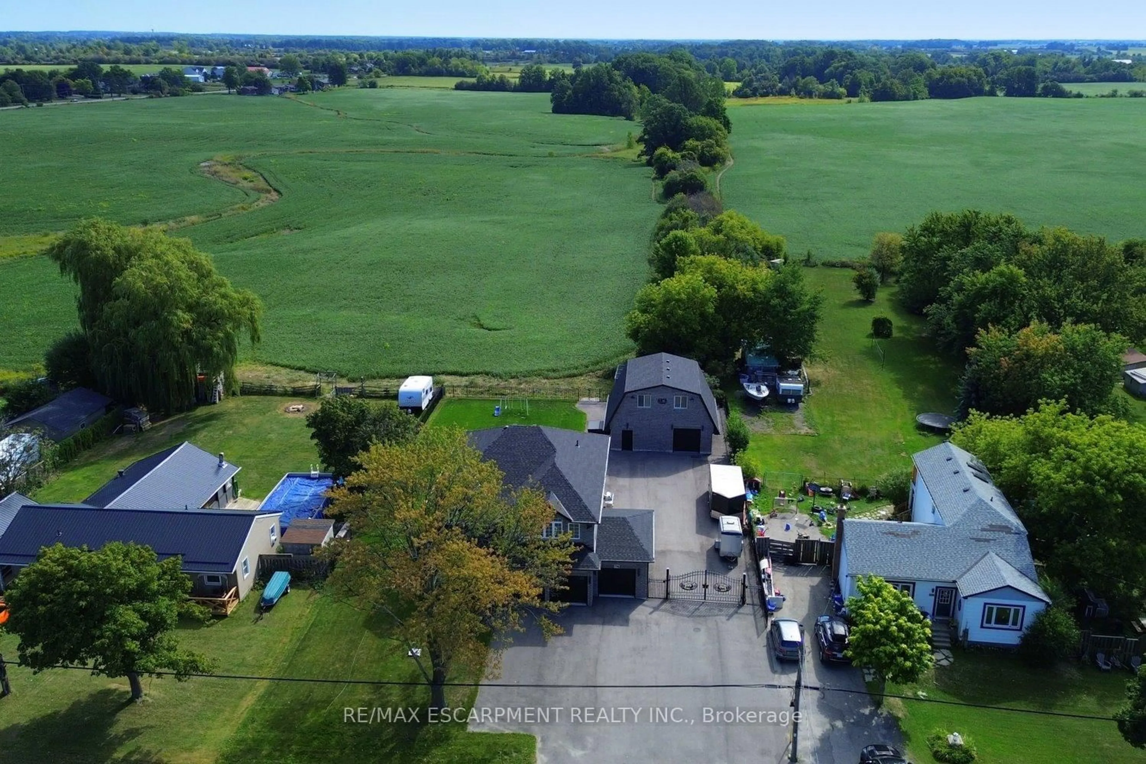A pic from outside/outdoor area/front of a property/back of a property/a pic from drone, unknown for 796 Highway 6, Haldimand Ontario N3W 1M8