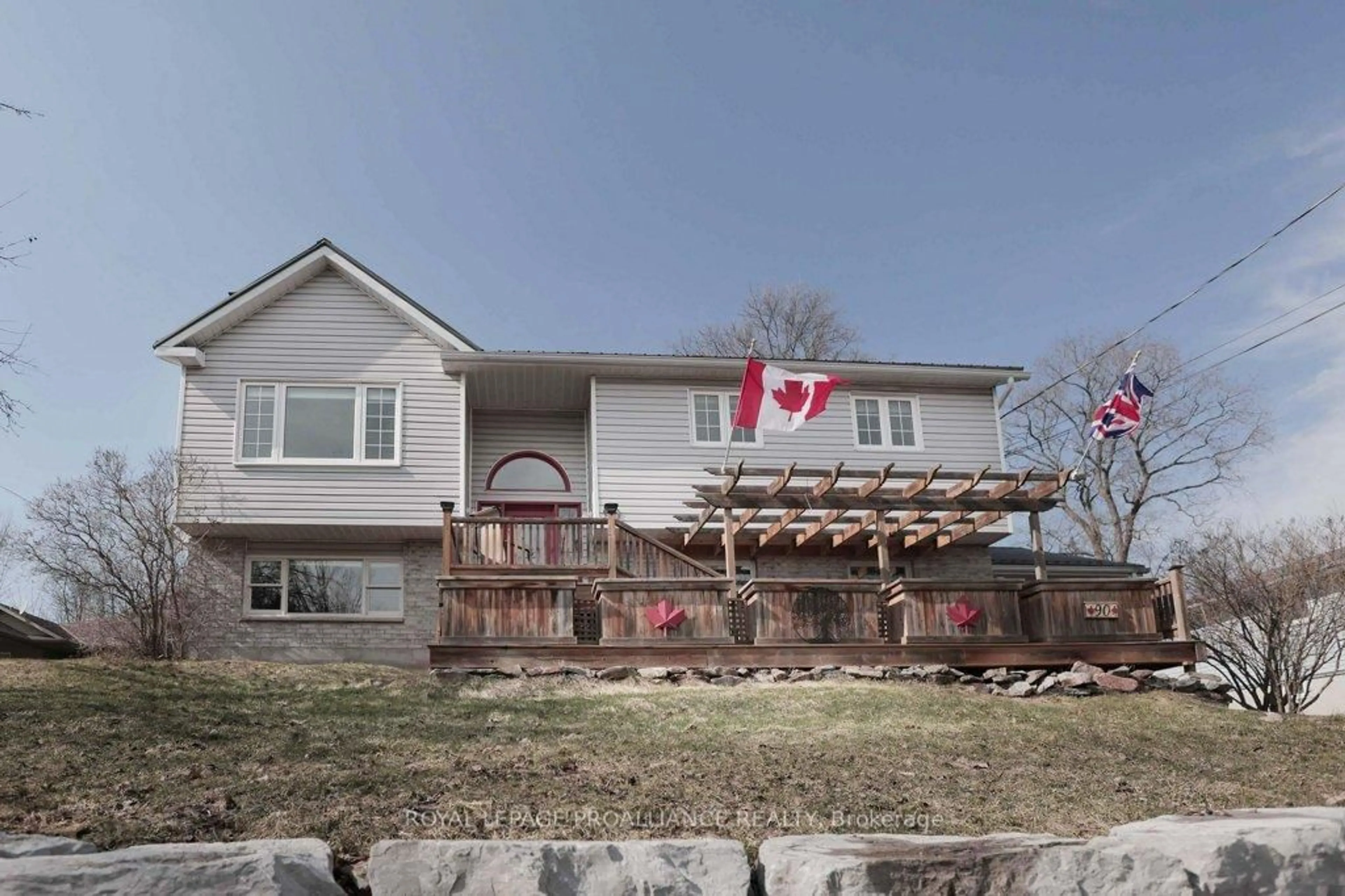 Unknown for 90 Livingstone Ave, Madoc Ontario K0K 2K0