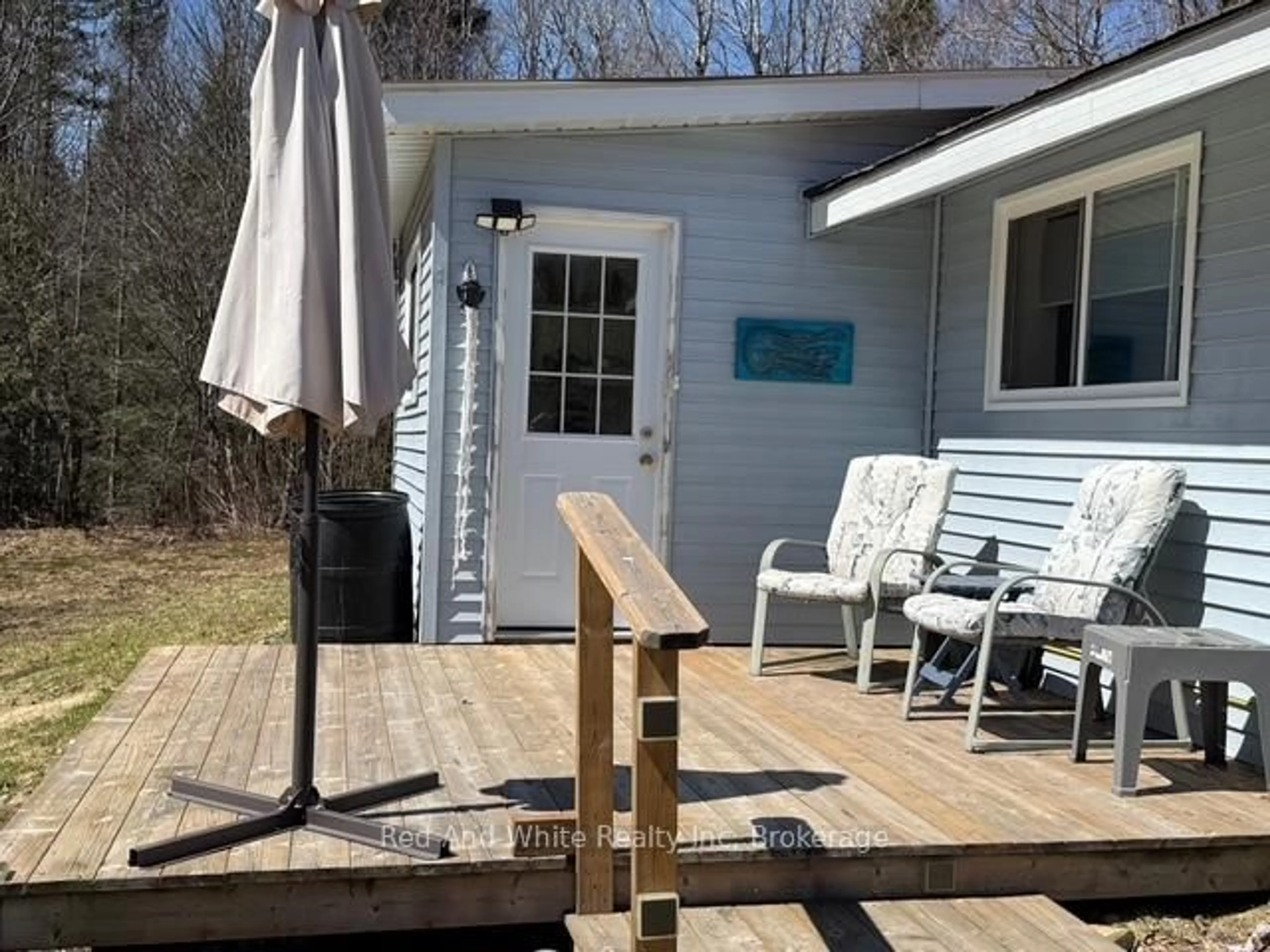 Patio, unknown for 2650 Nipissing Rd, Magnetawan Ontario P0A 1P0