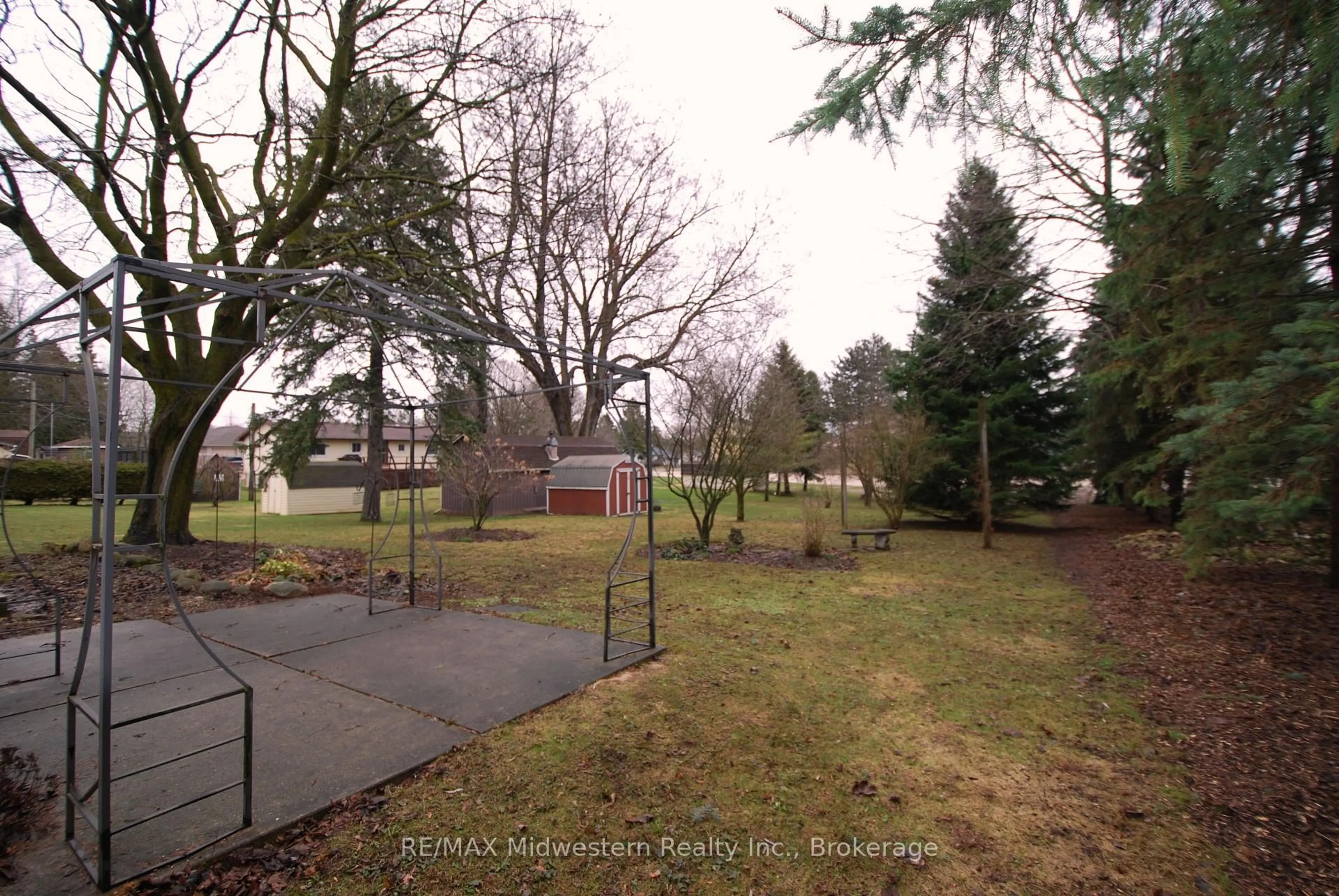 Unknown for 69 Louise St, Minto Ontario N0G 1Z0