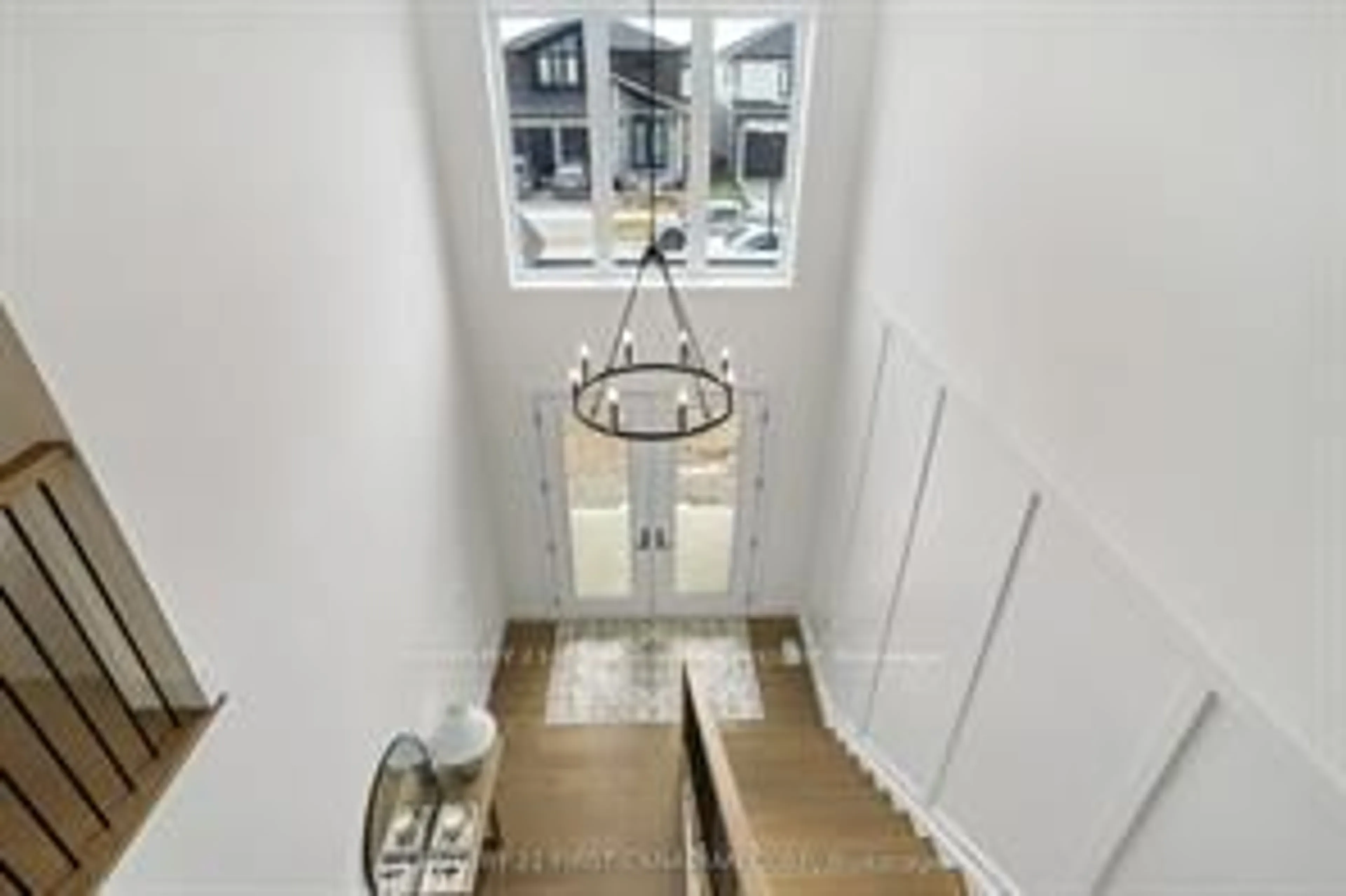 Indoor foyer for Lot 104 DARWIN Cres, London South Ontario N6P 0J6