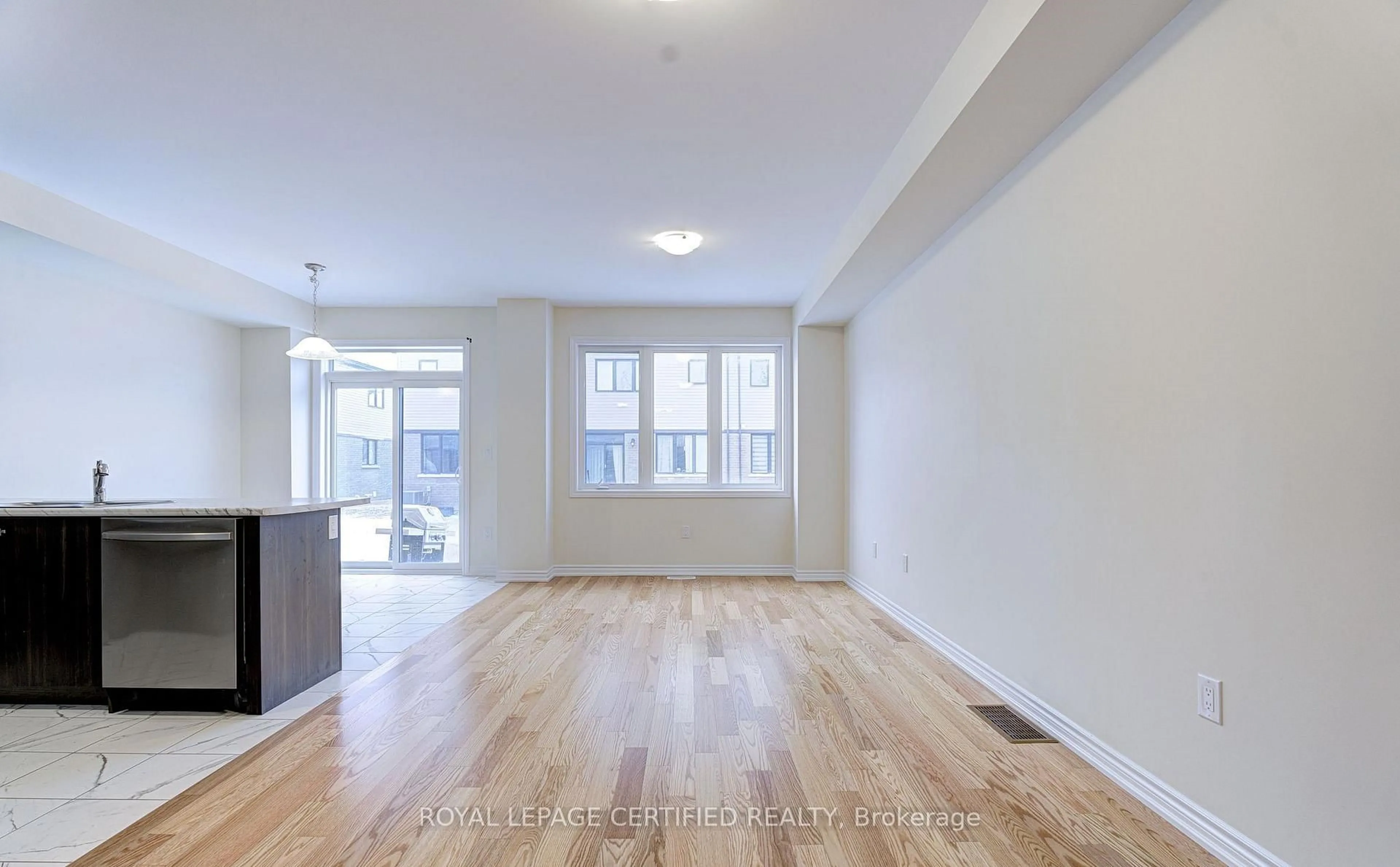 A pic of a room for 51 Ever Sweet Way, Thorold Ontario L2V 0K9